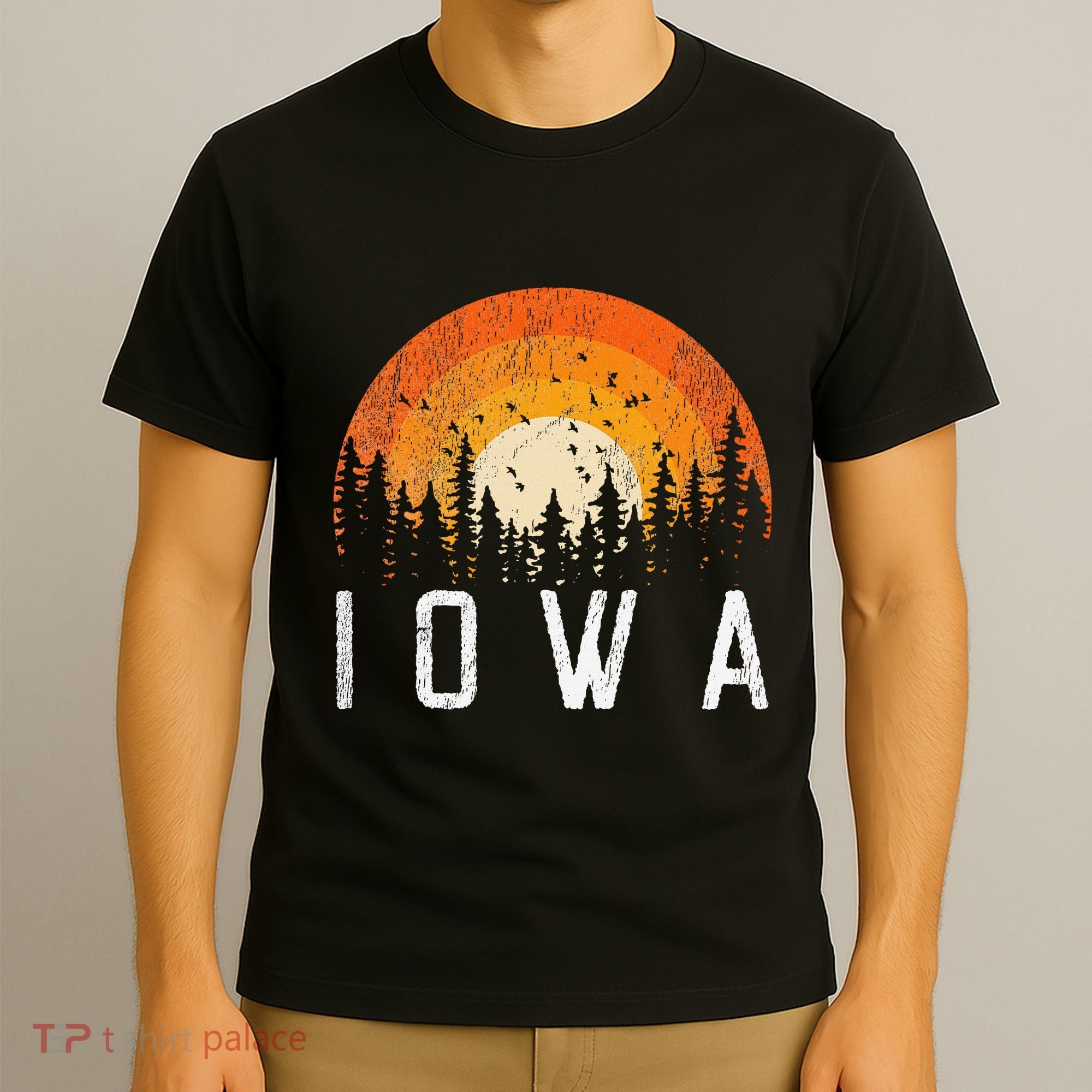 Iowa Retro Style Vintage 70s 80s 90s T-Shirt