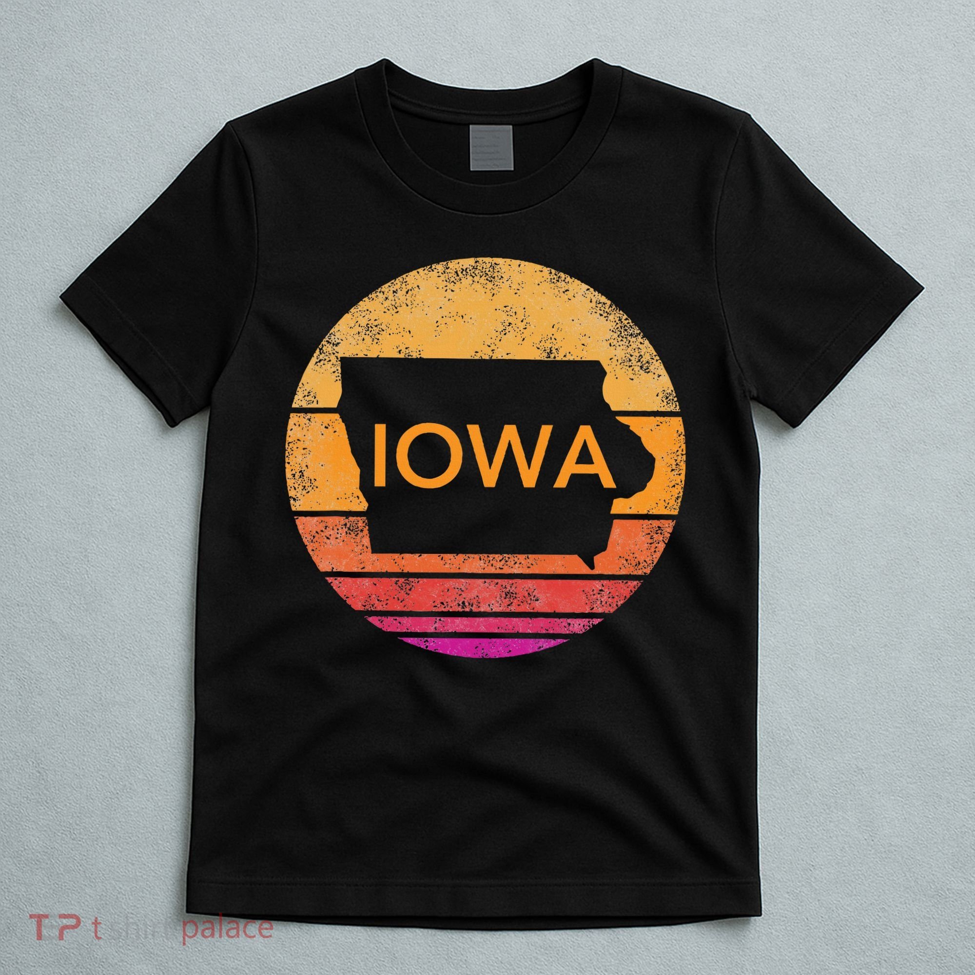 Iowa Retro Sunset  State Of Iowa Outline T-Shirt