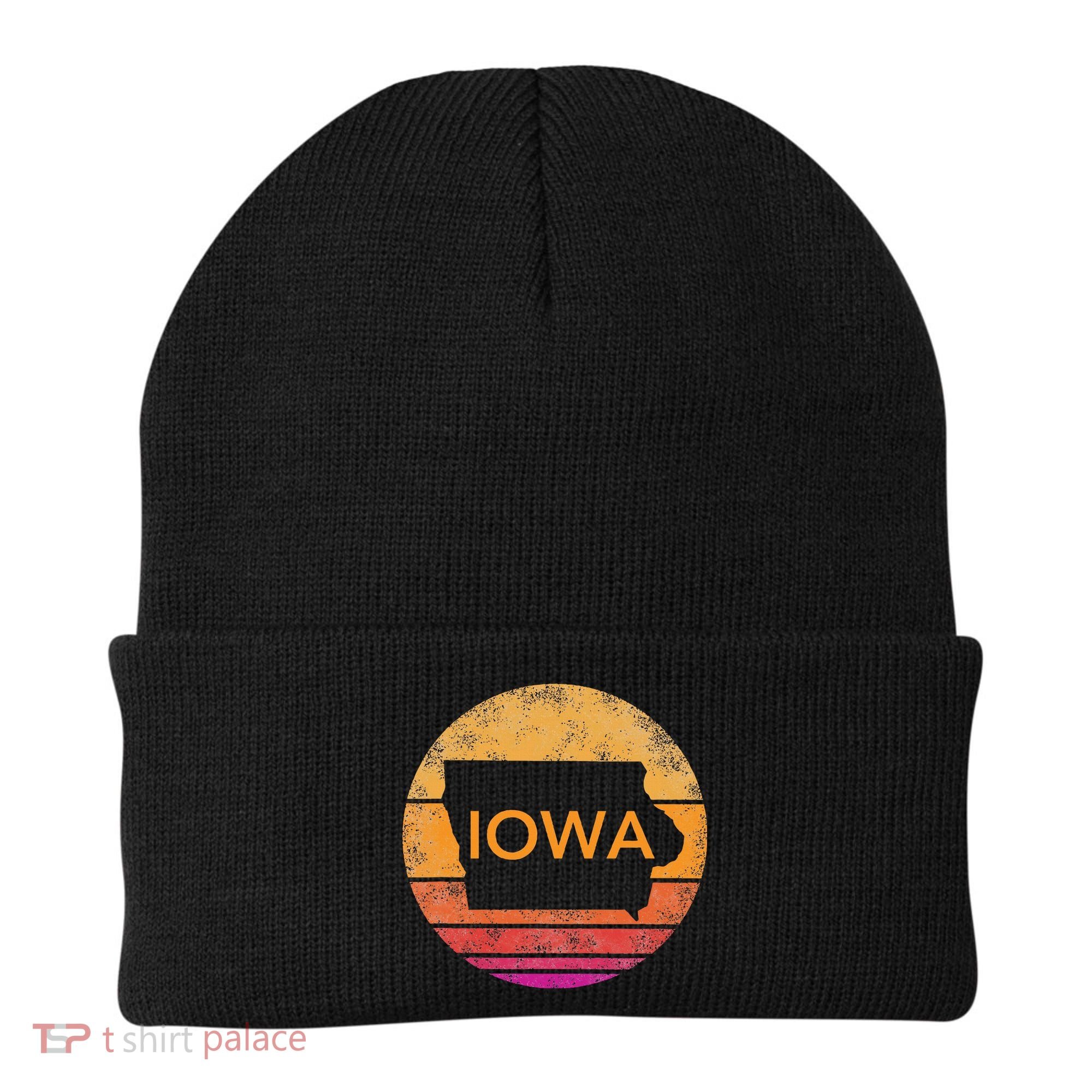 Iowa Retro Sunset  State Of Iowa Outline Beanie