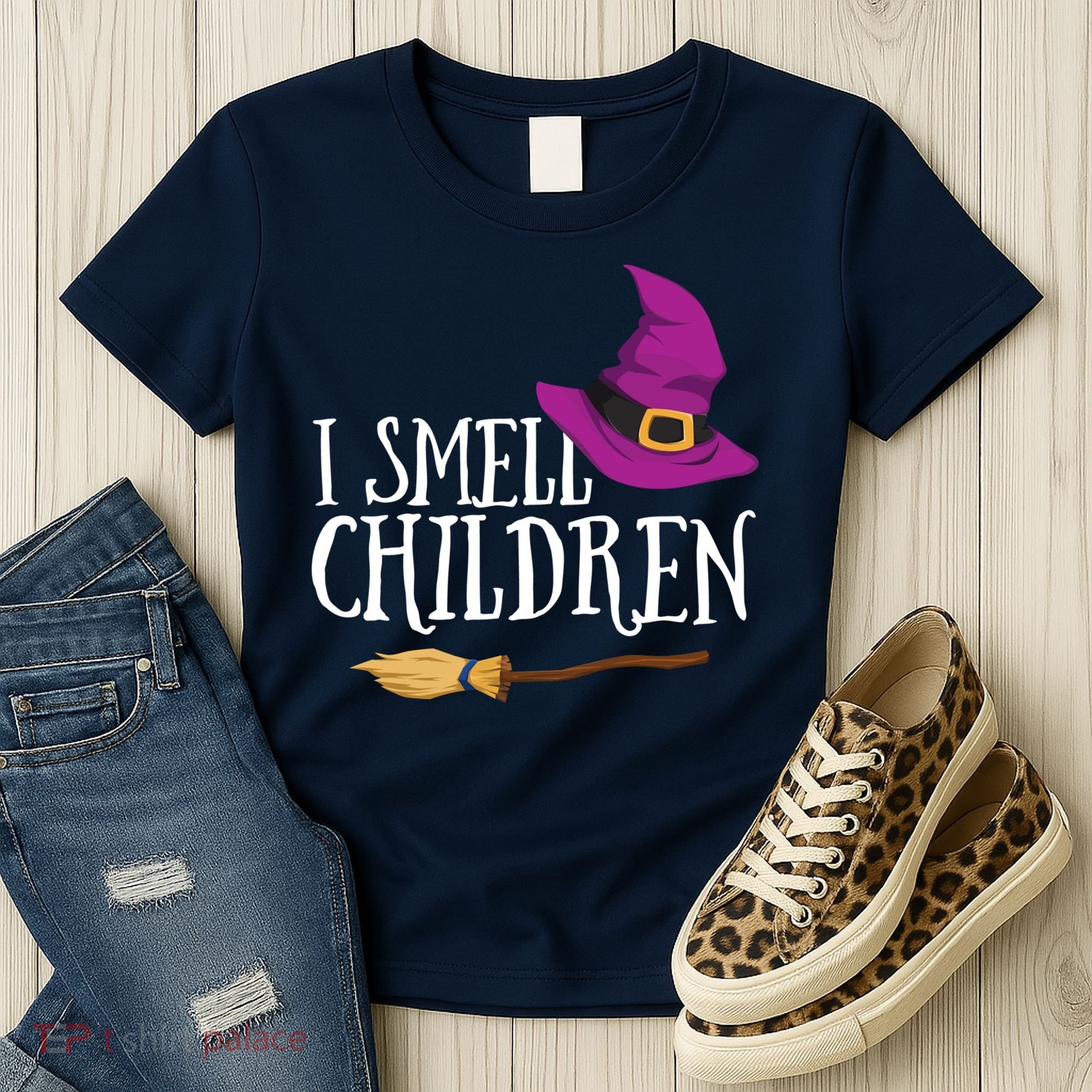 I Smell Children Teacher Halloween Party Witch Easy Costume Women's T-Shirt