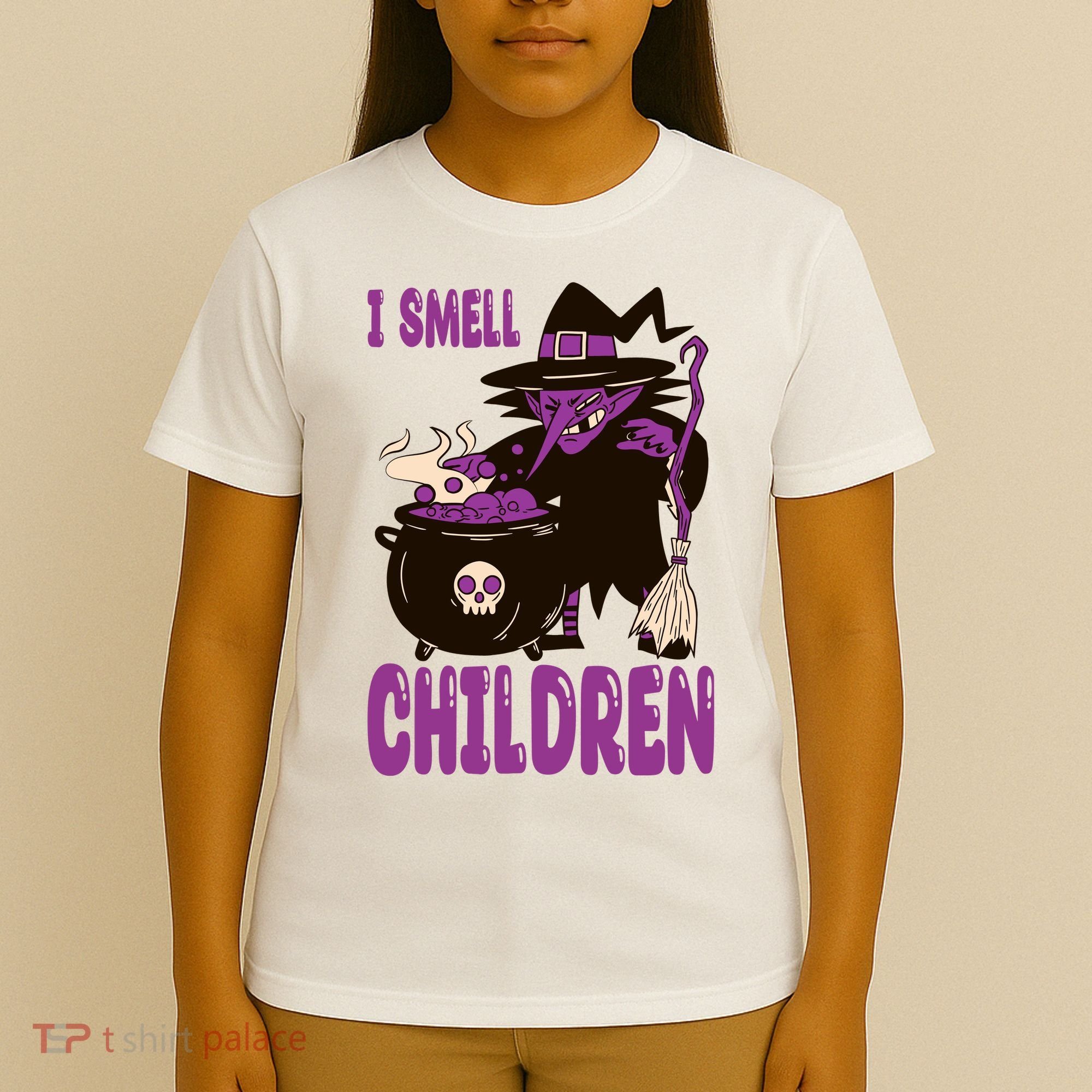 I Smell Children Funny Halloween Witch T-Shirt