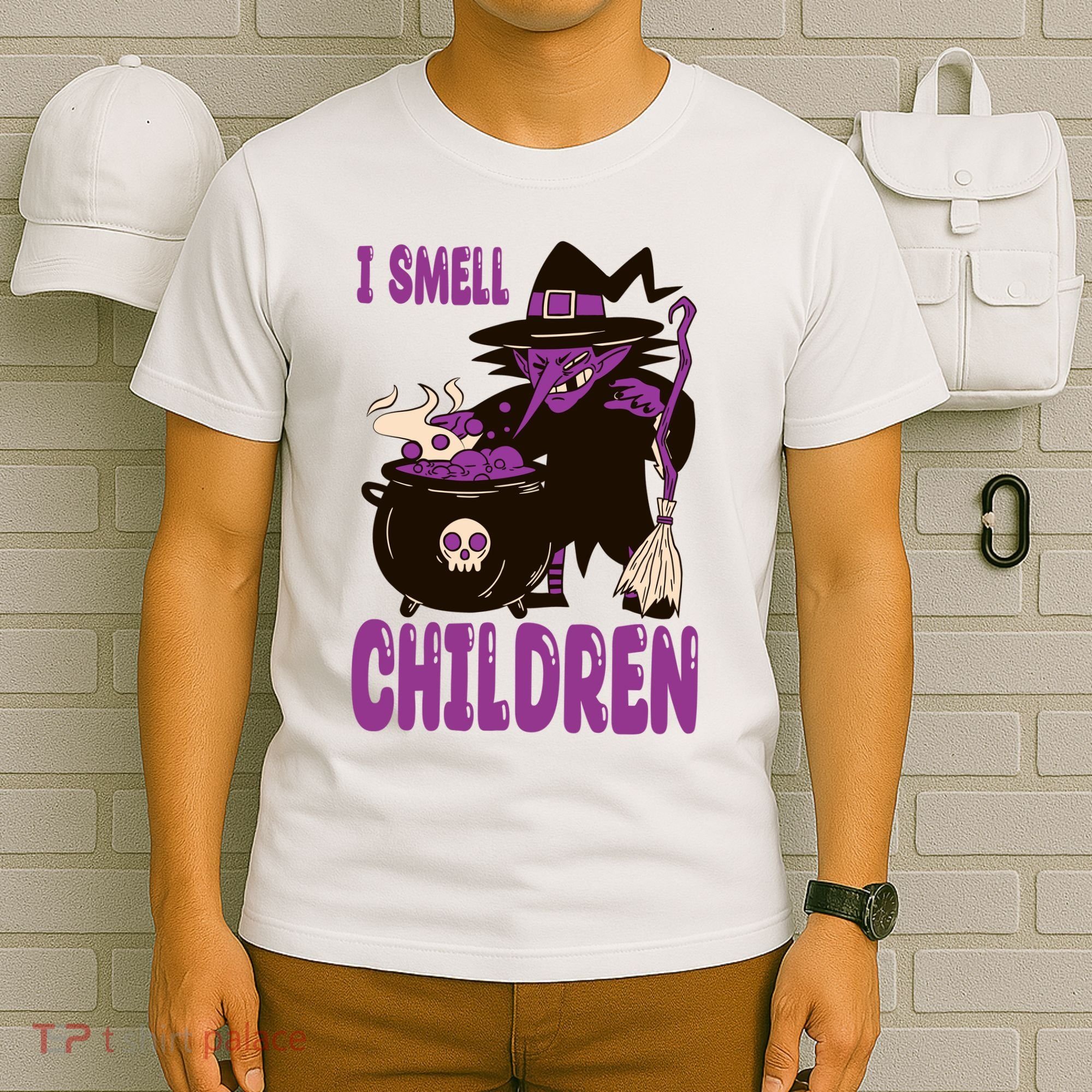 I Smell Children Funny Halloween Witch T-Shirt