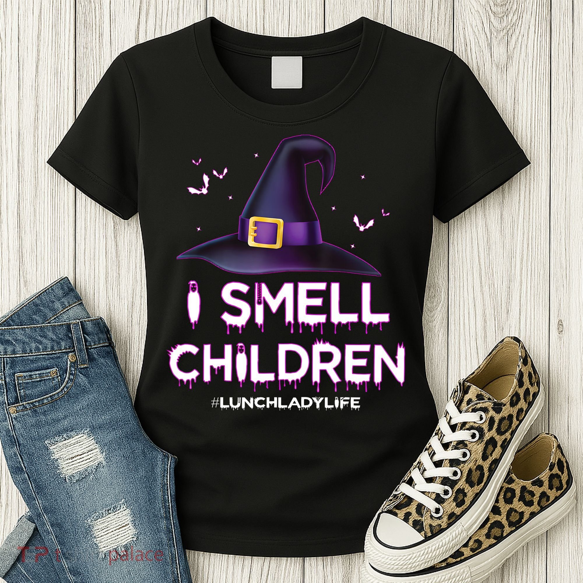I Smell Children Lunch Lady Life Halloween For Lunch Lady Women's T-Shirt
