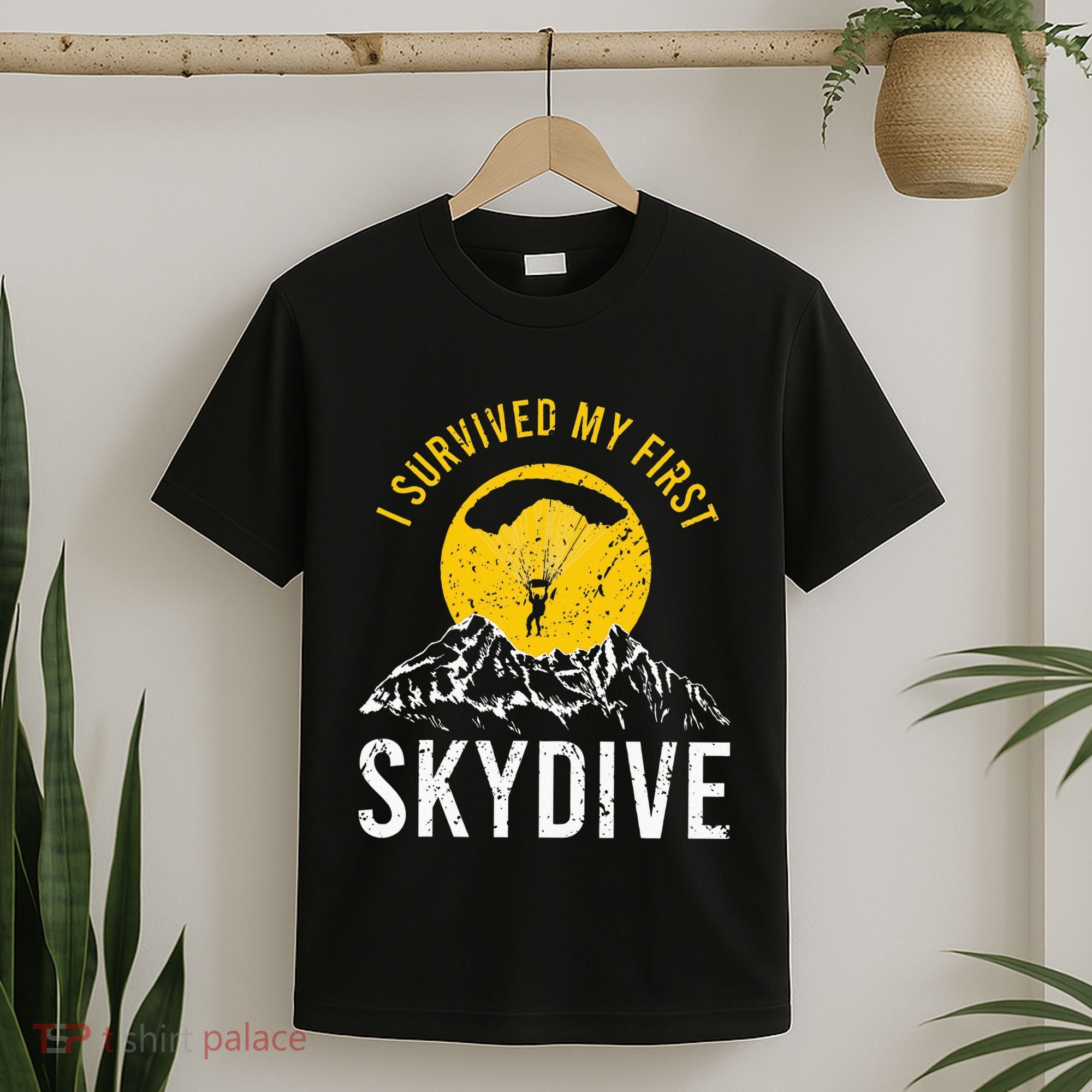 I Survived My First Sky Diving Funny Parachuting Skydiver T-Shirt