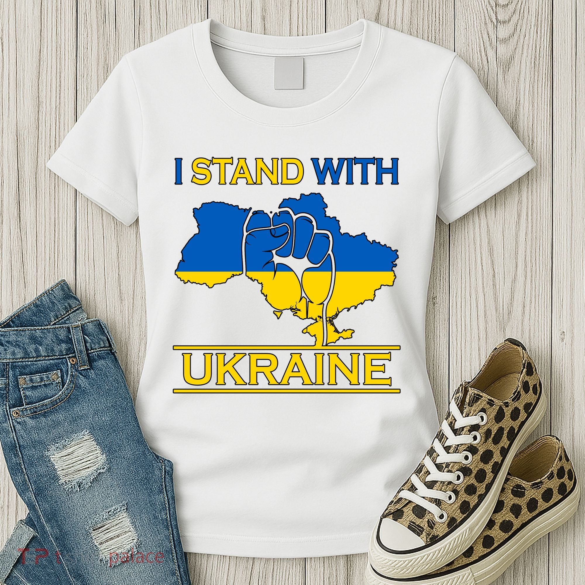 I Stand With Ukraine Map Women's T-Shirt