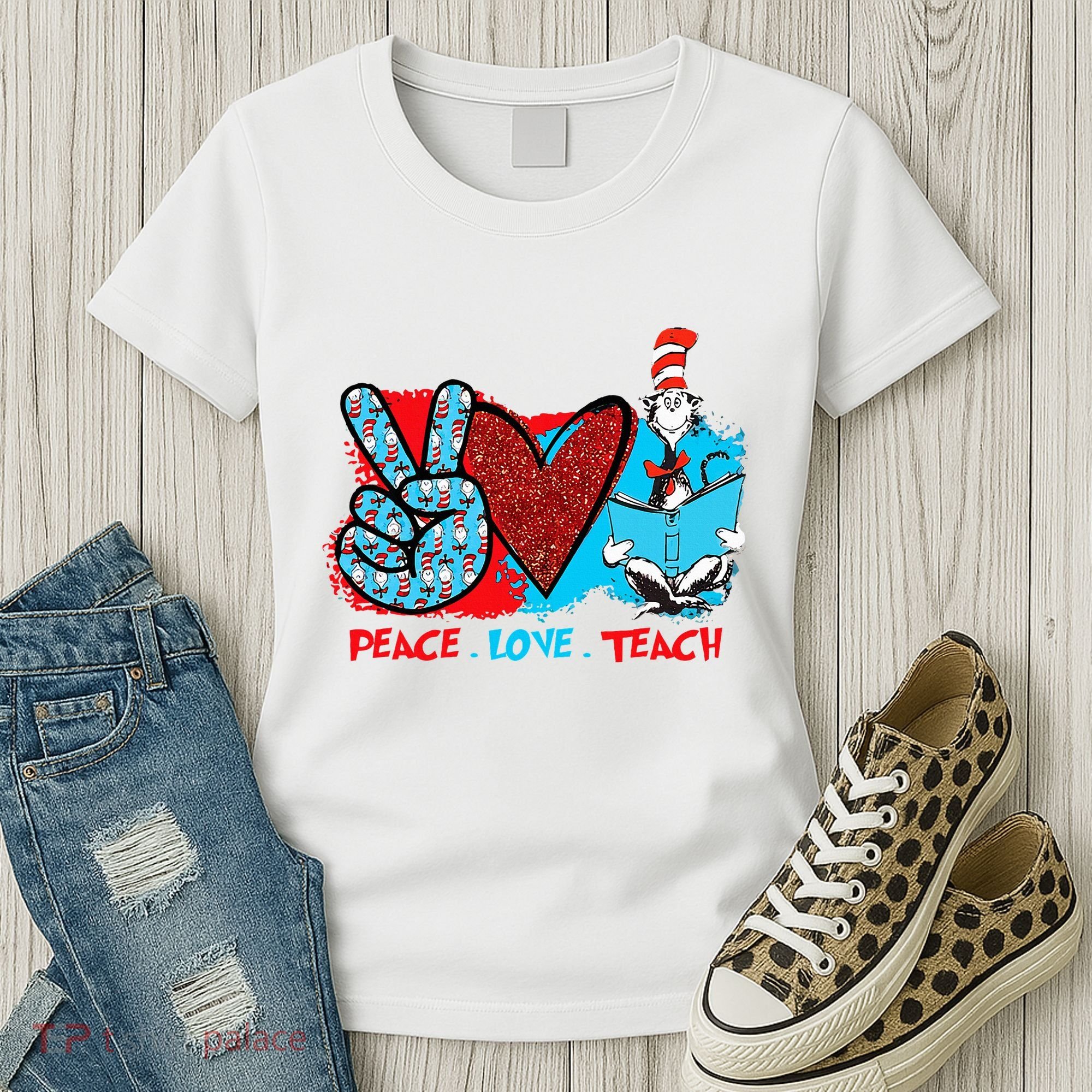 I Teach A Thing Or Two In Preschool Kindergarten 2nd Grade Women's T-Shirt