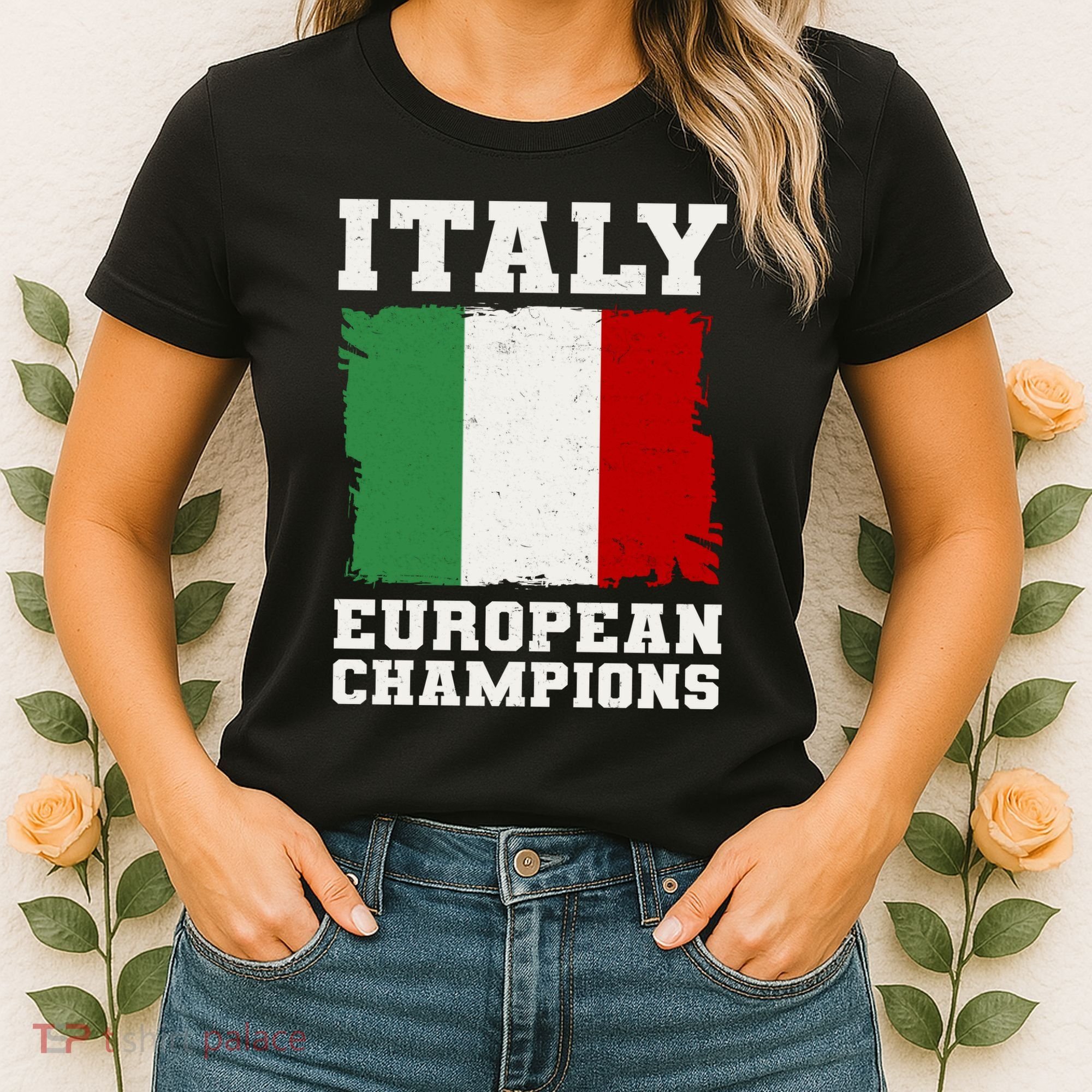 Italy Europeon Champions Distressed Flag Women's T-Shirt