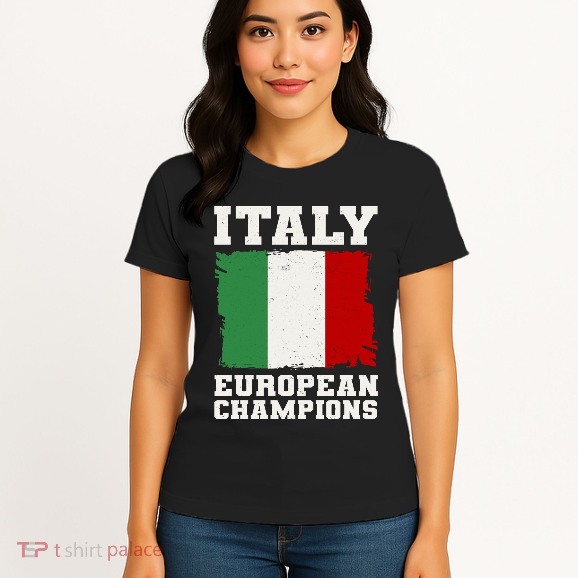 Italy Europeon Champions Distressed Flag Women's T-Shirt