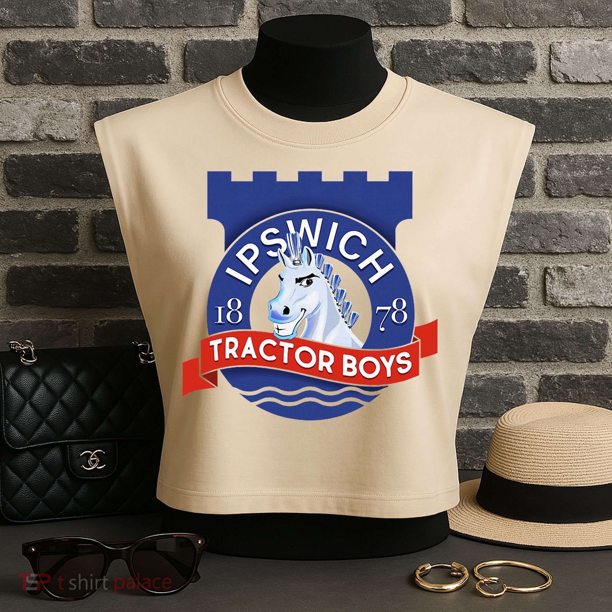 Ipswich Town Fan Tractor Suffolk Punch Badge Garment-Dyed Women's Muscle Tee