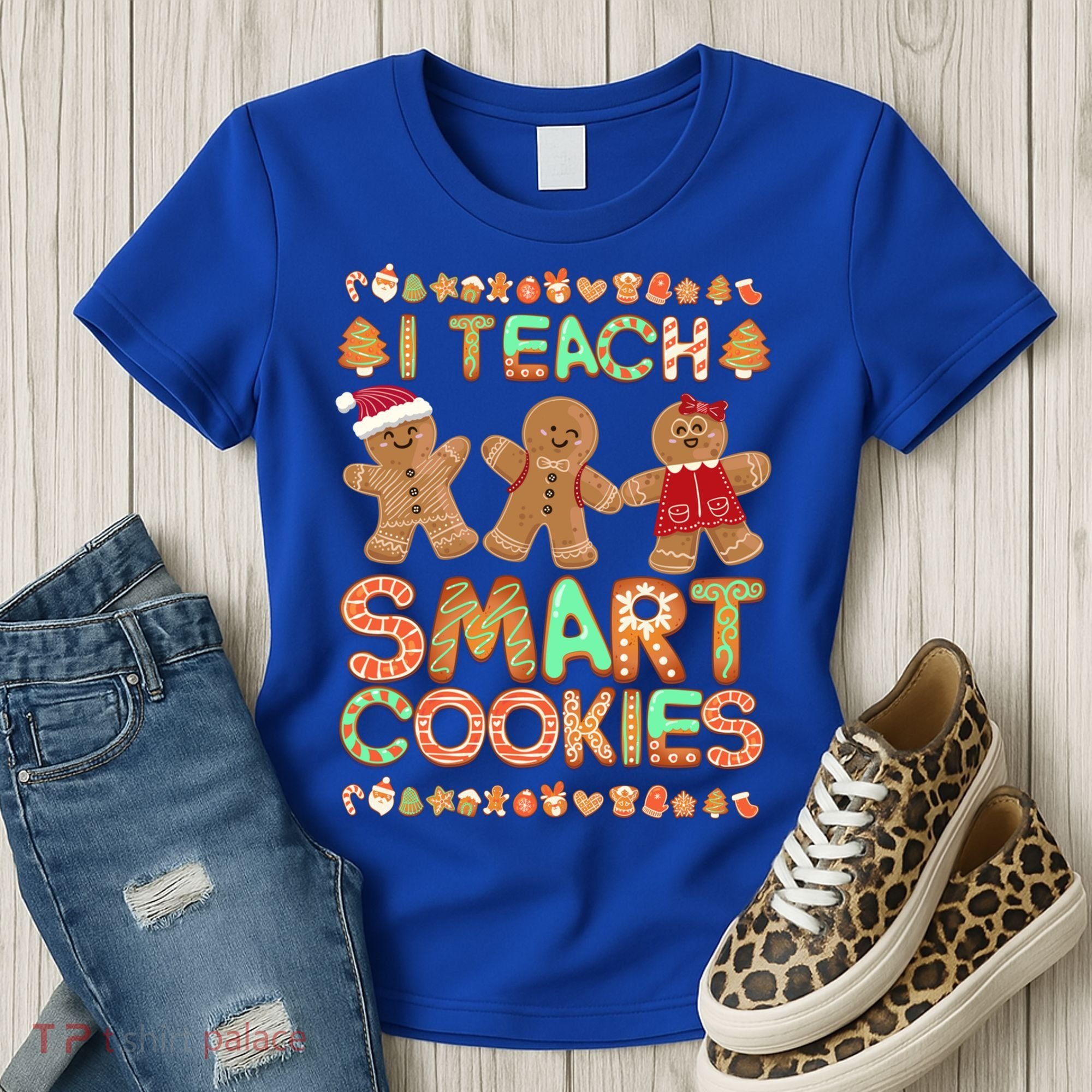 I Teach Smart Cookies Christmas Teacher Funny Gingerbread Meaningful Gift Women's T-Shirt