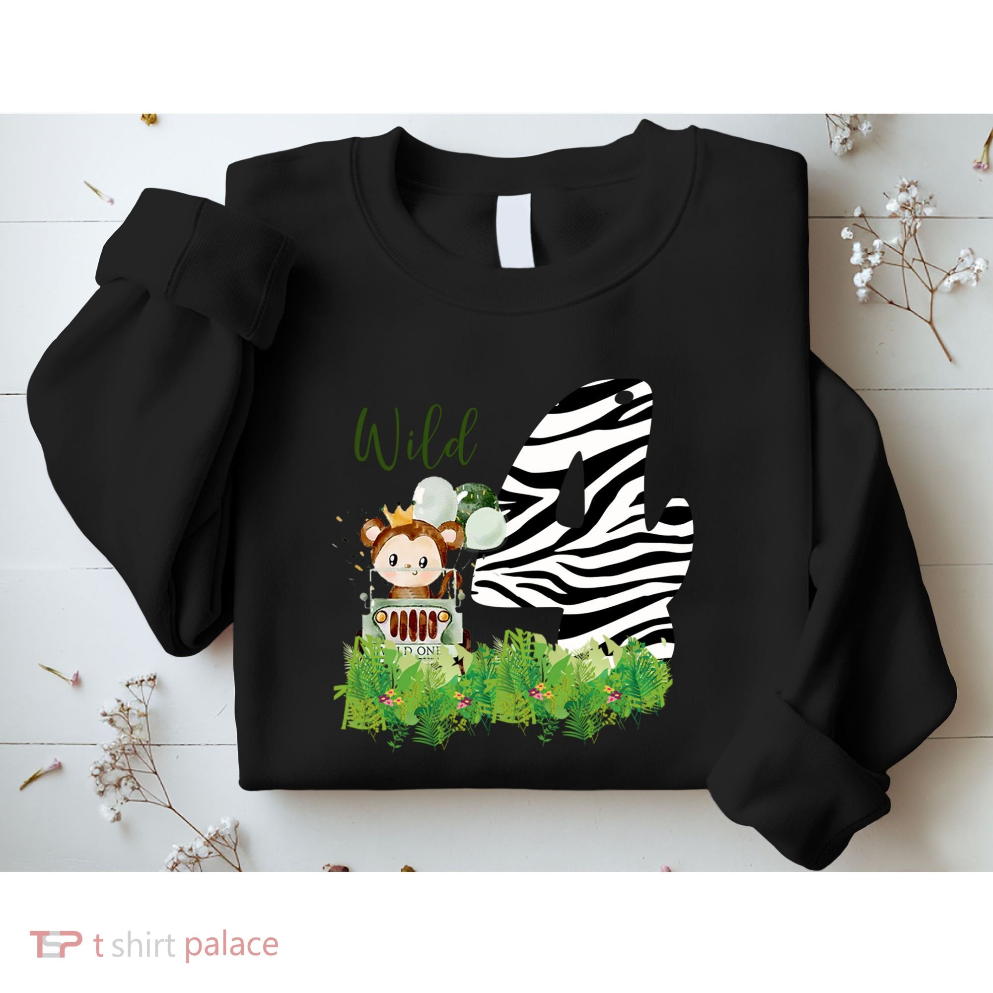 Im Wild And 4 Zoo Theme Birthday Safari Jungle Animal Sweatshirt