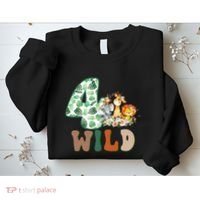 Im Wild And 4 Birthday Safari Jungle Zoo 4th Bday Fourth Gift Sweatshirt thumb 2