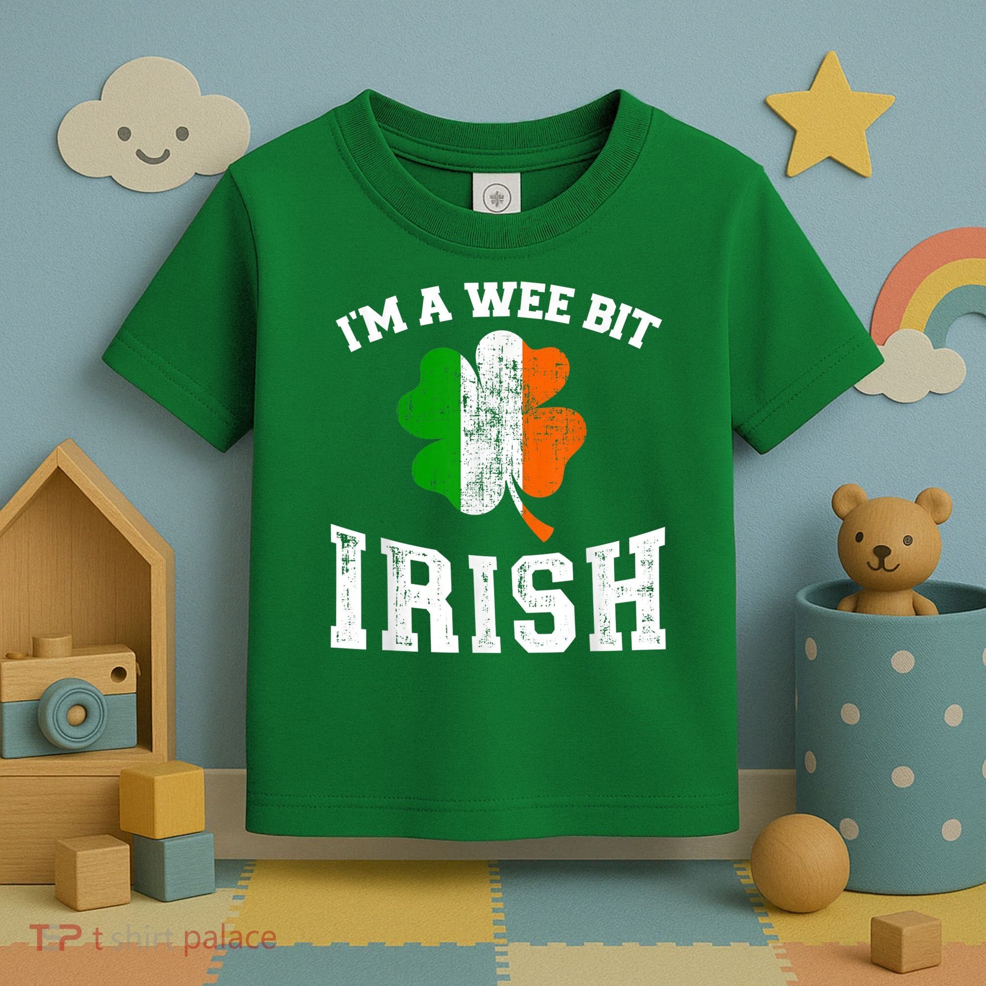 I'm wee bit irish with ireland shamrock for St Patricks day Toddler T-Shirt