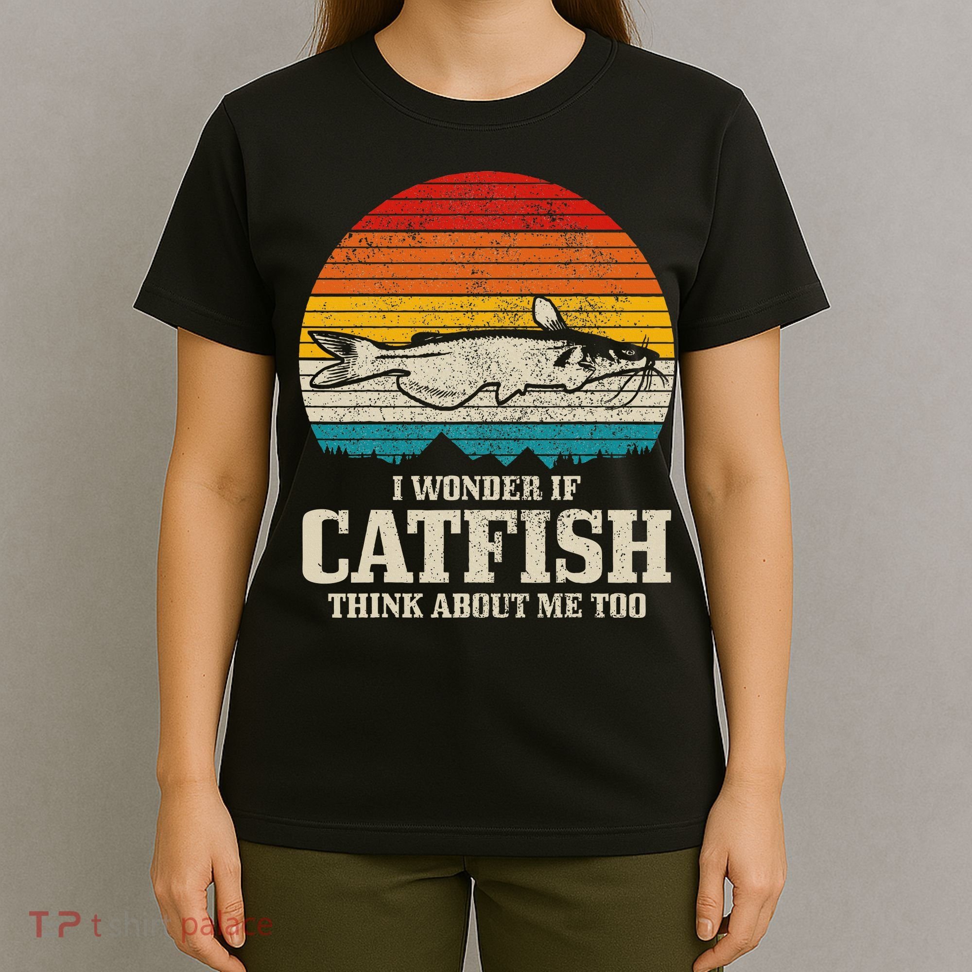 I Wonder If Catfish Think About Me Vintage Funny Catfishing T-Shirt