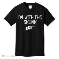 Im With The Skunk Kids T-Shirt thumb 0