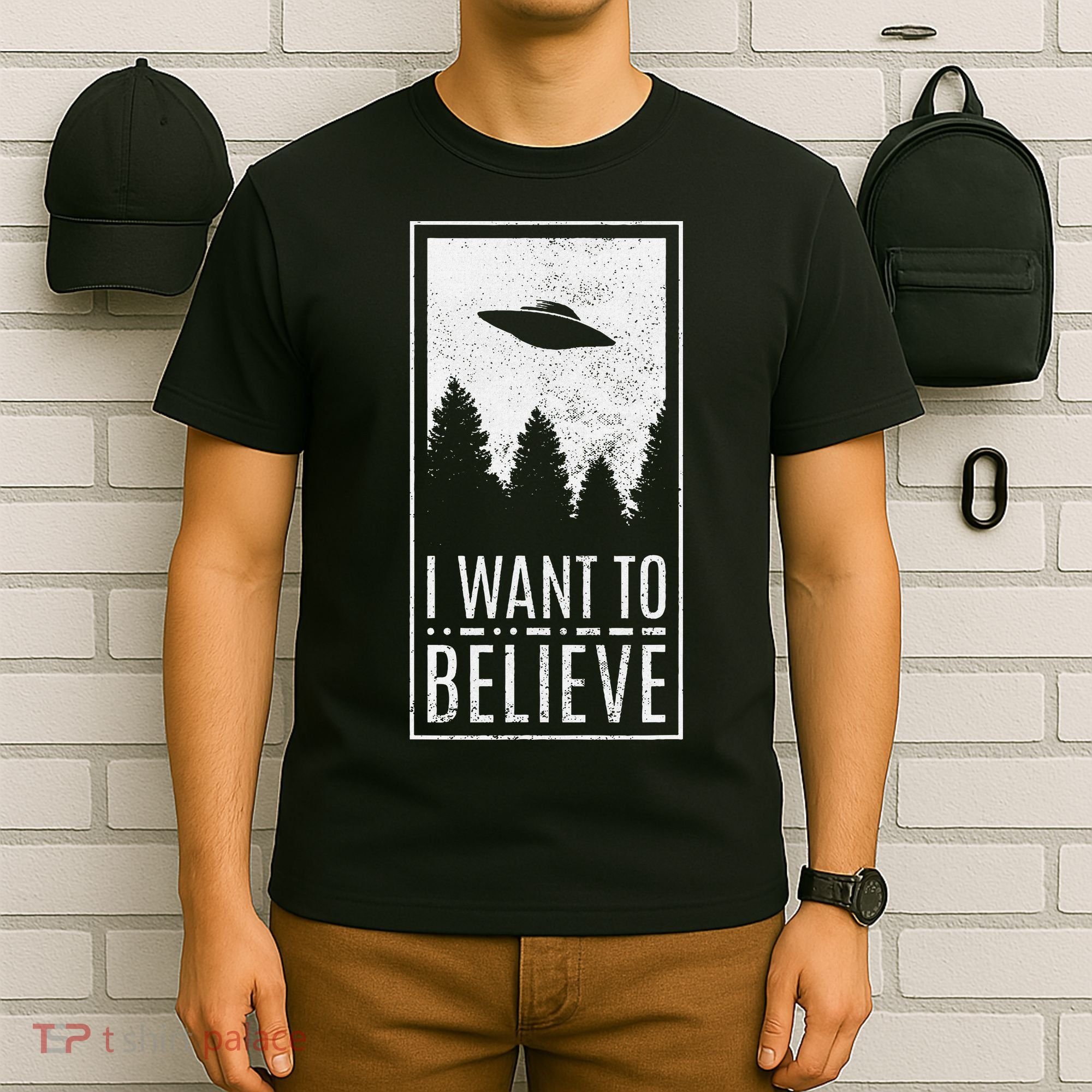 I Want To Believe Ufo Alien Hunter Conspiracy Theorist T-Shirt