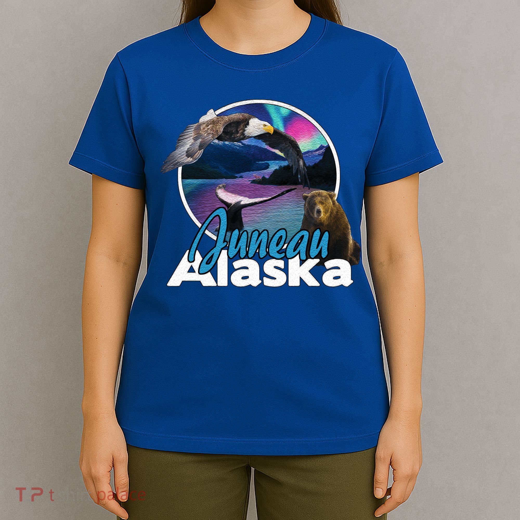 Juneau Alaska Aurora Borealis Eagle Bear Whale Souvenir Cute Gift T-Shirt