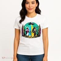 Jesus Alien Bigfoot And UfoS Women's T-Shirt thumb 4