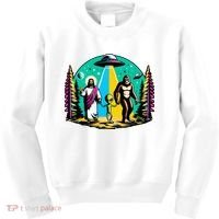 Jesus Alien Bigfoot And UfoS Kids Sweatshirt thumb 0