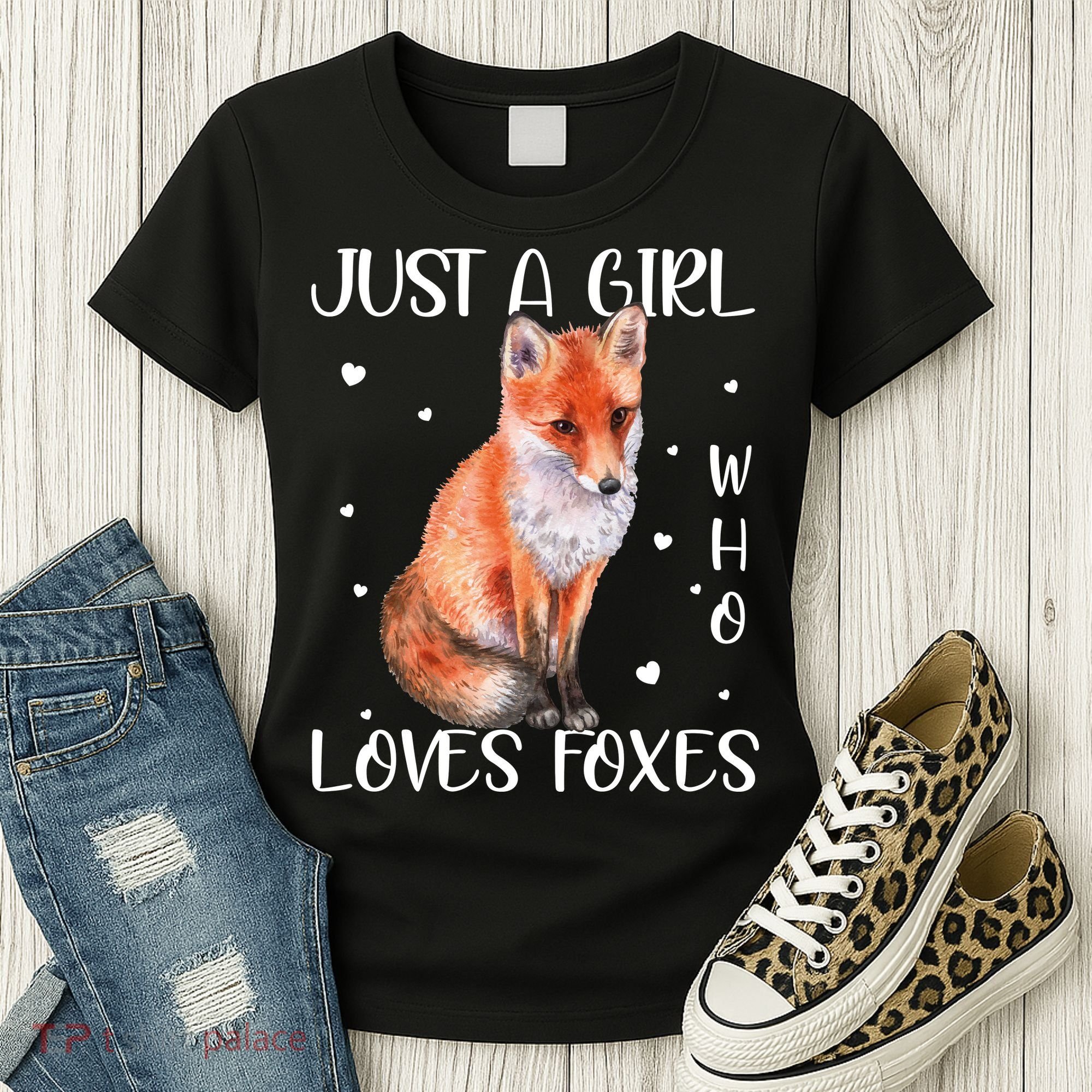 Just A Girl Who Loves Foxes Women's T-Shirt
