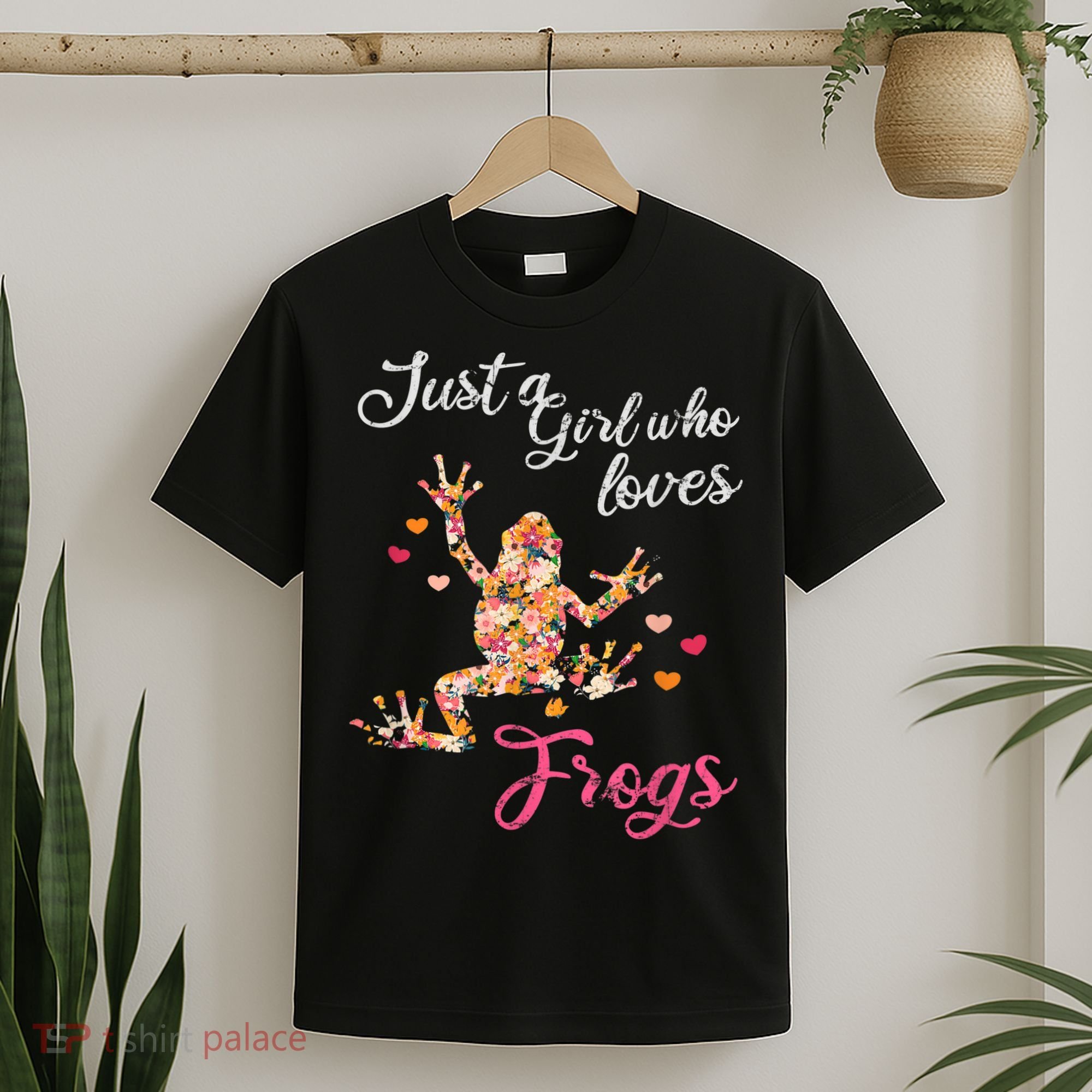 Just A Girl Who Loves Frogs T-Shirt