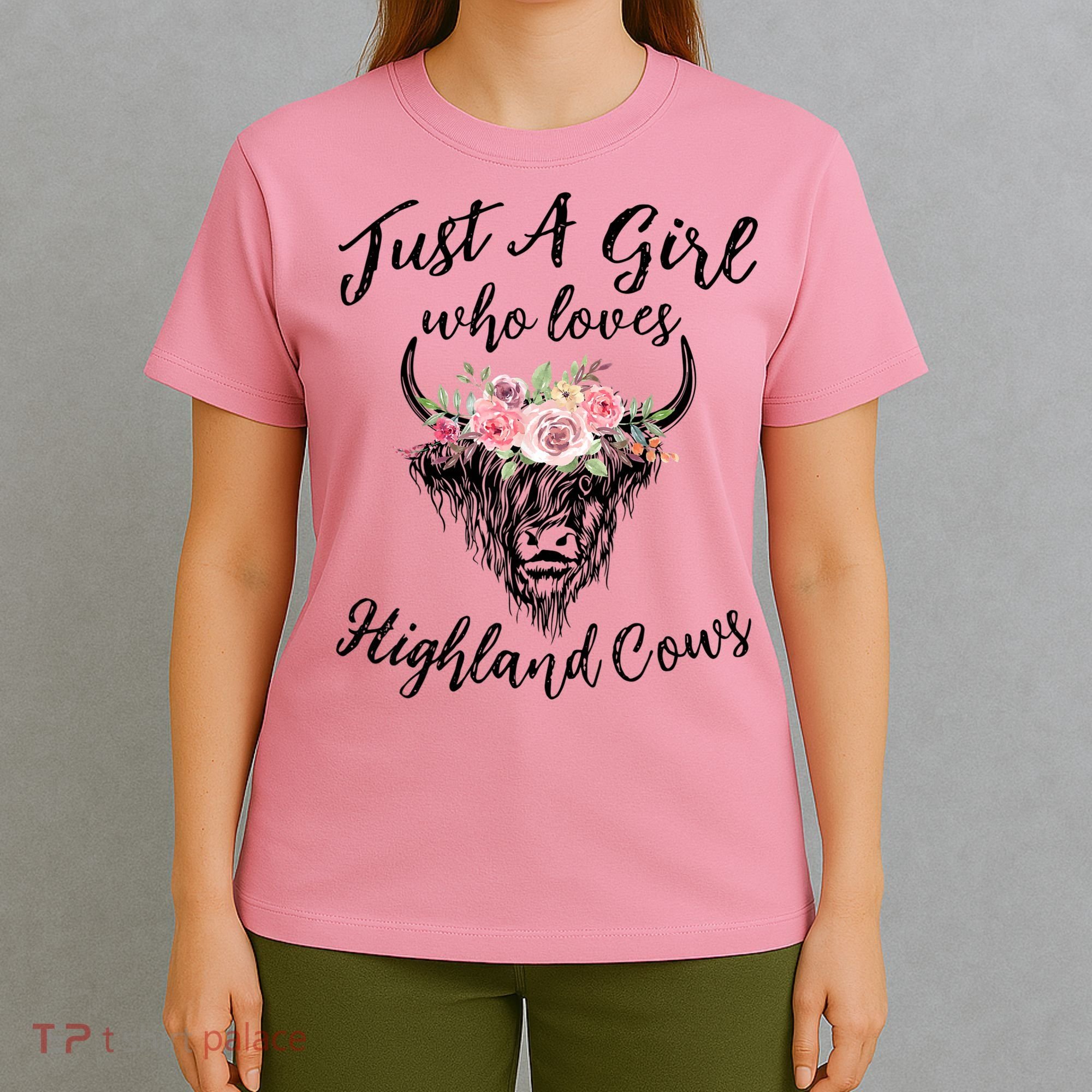 Just A Girl Who Loves Highland Cows Women T-Shirt