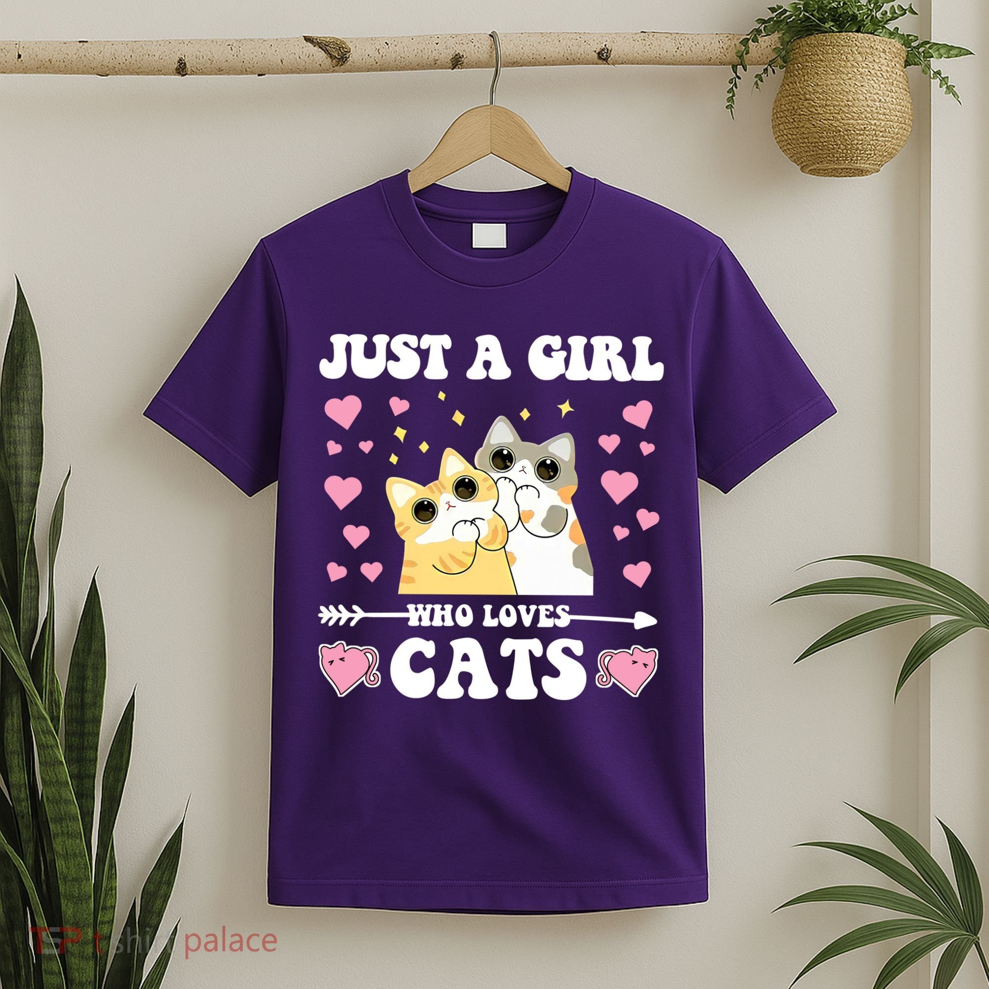 Just A Girl Who Loves Cats T-Shirt