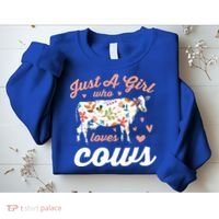Just A Girl Who Loves Cows Gift Sweatshirt thumb 2