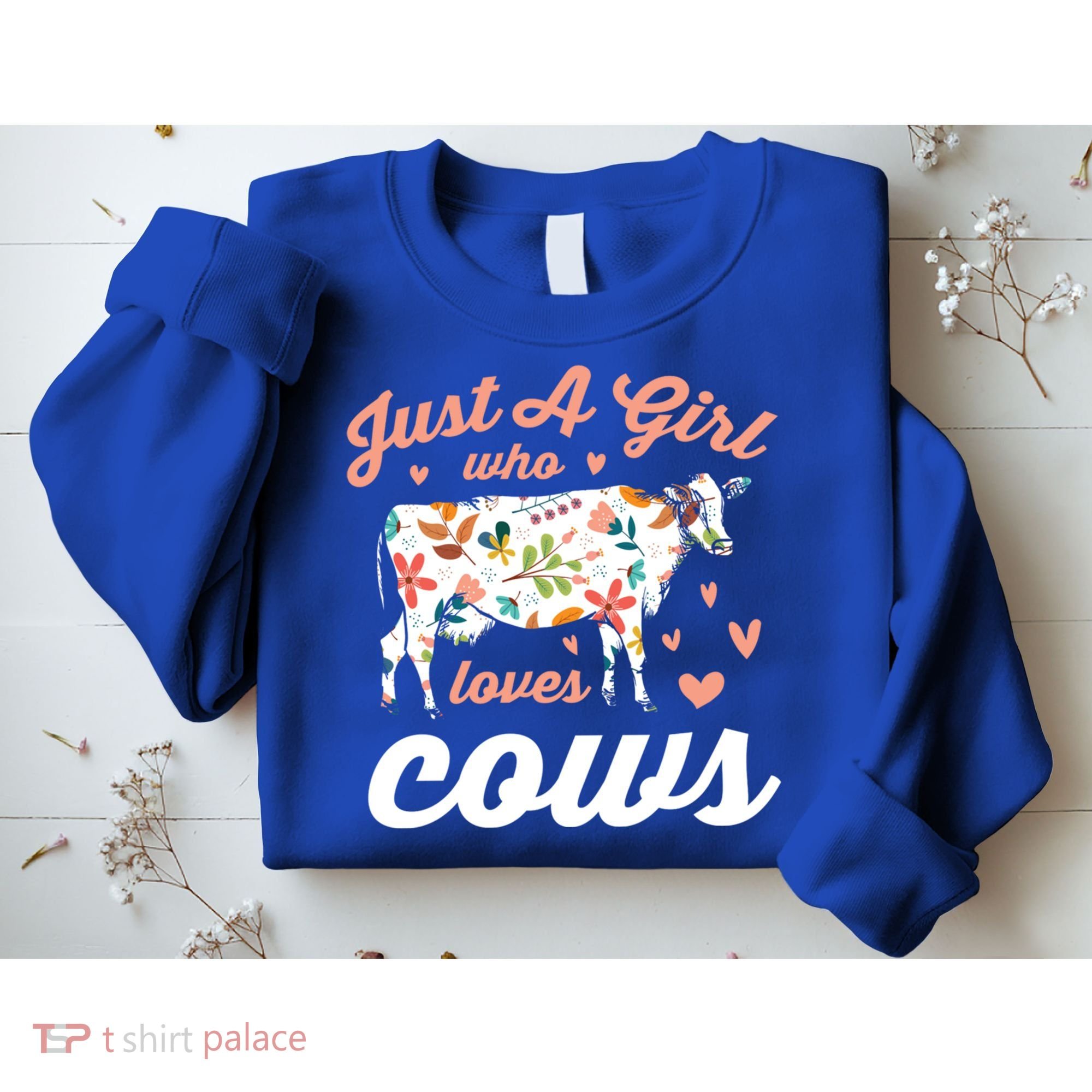 Just A Girl Who Loves Cows Gift Sweatshirt