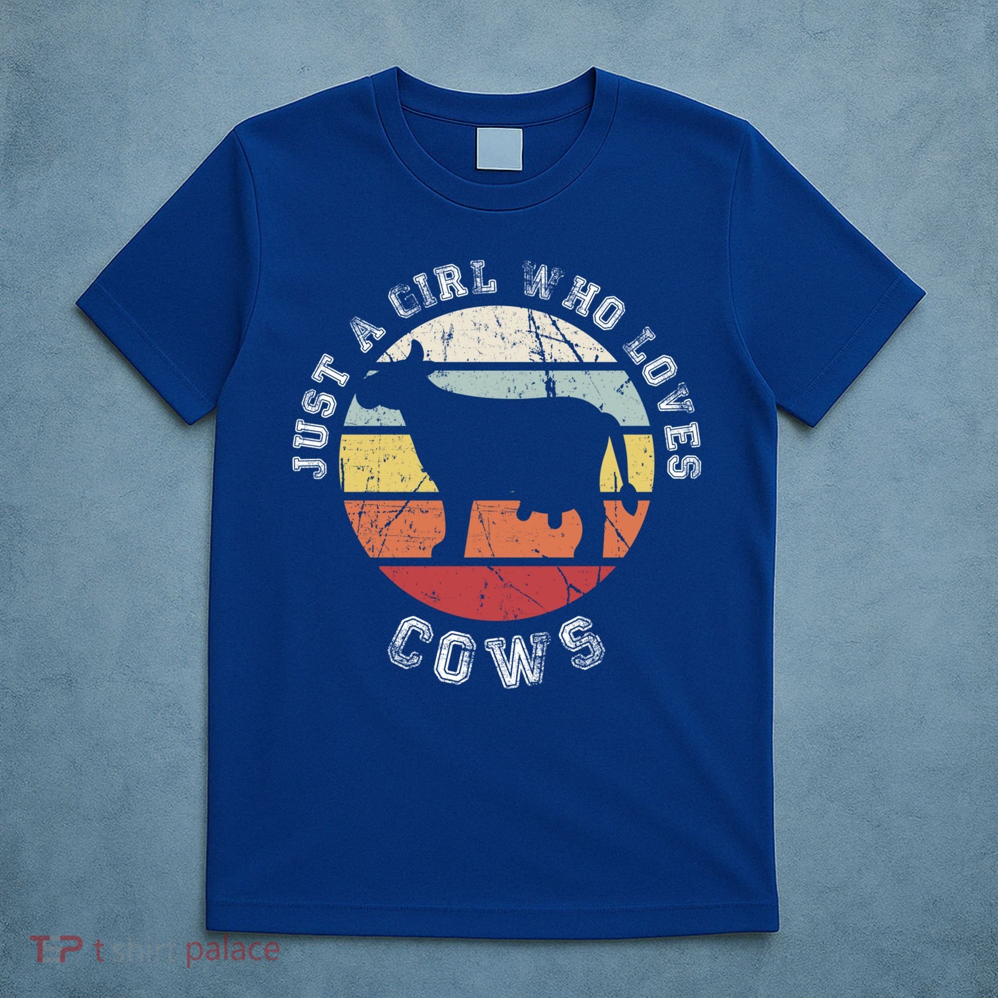 Just A Girl Who Loves Cows Gift T-Shirt