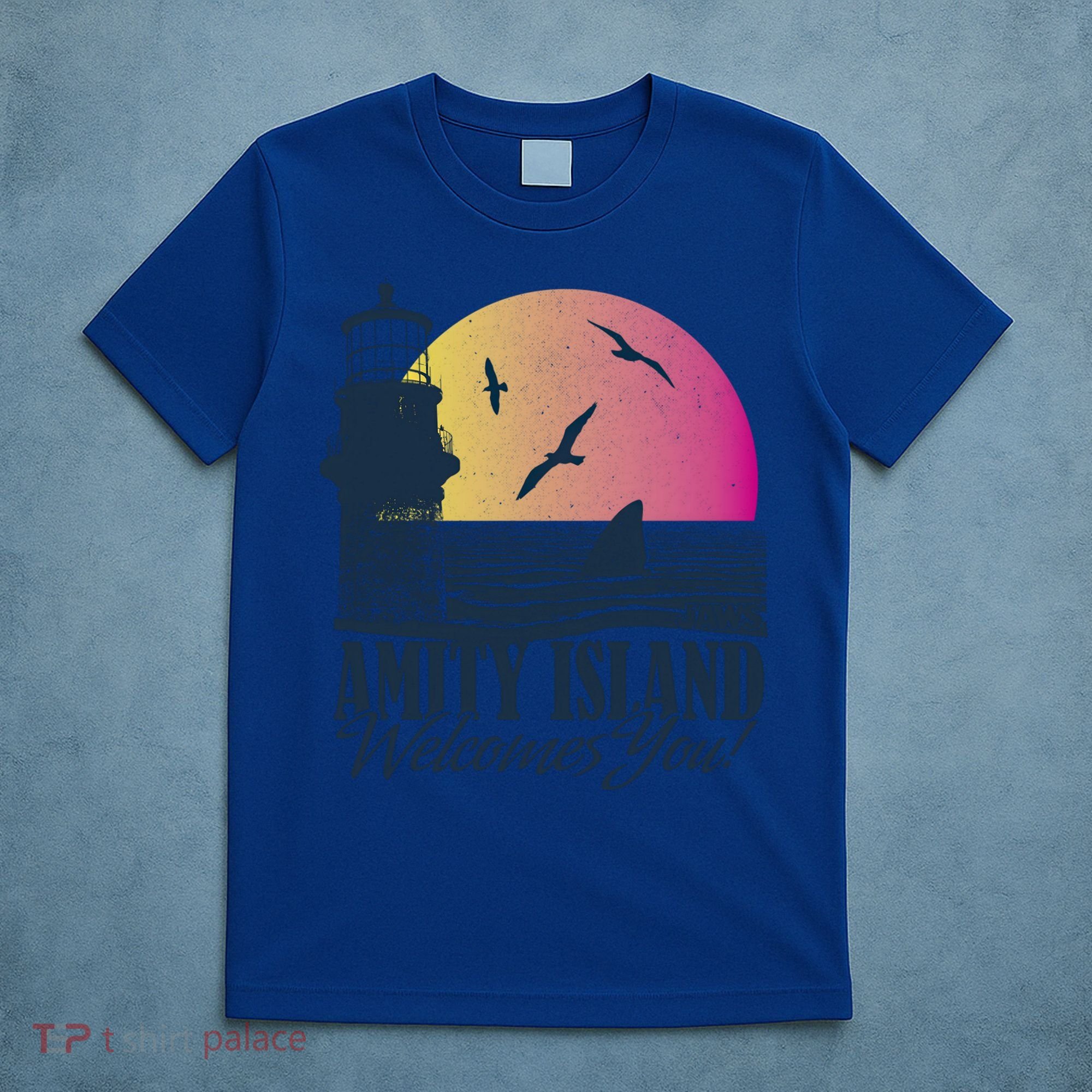 Jaws Amity Island Welcomes You Sunset Great Gift T-Shirt