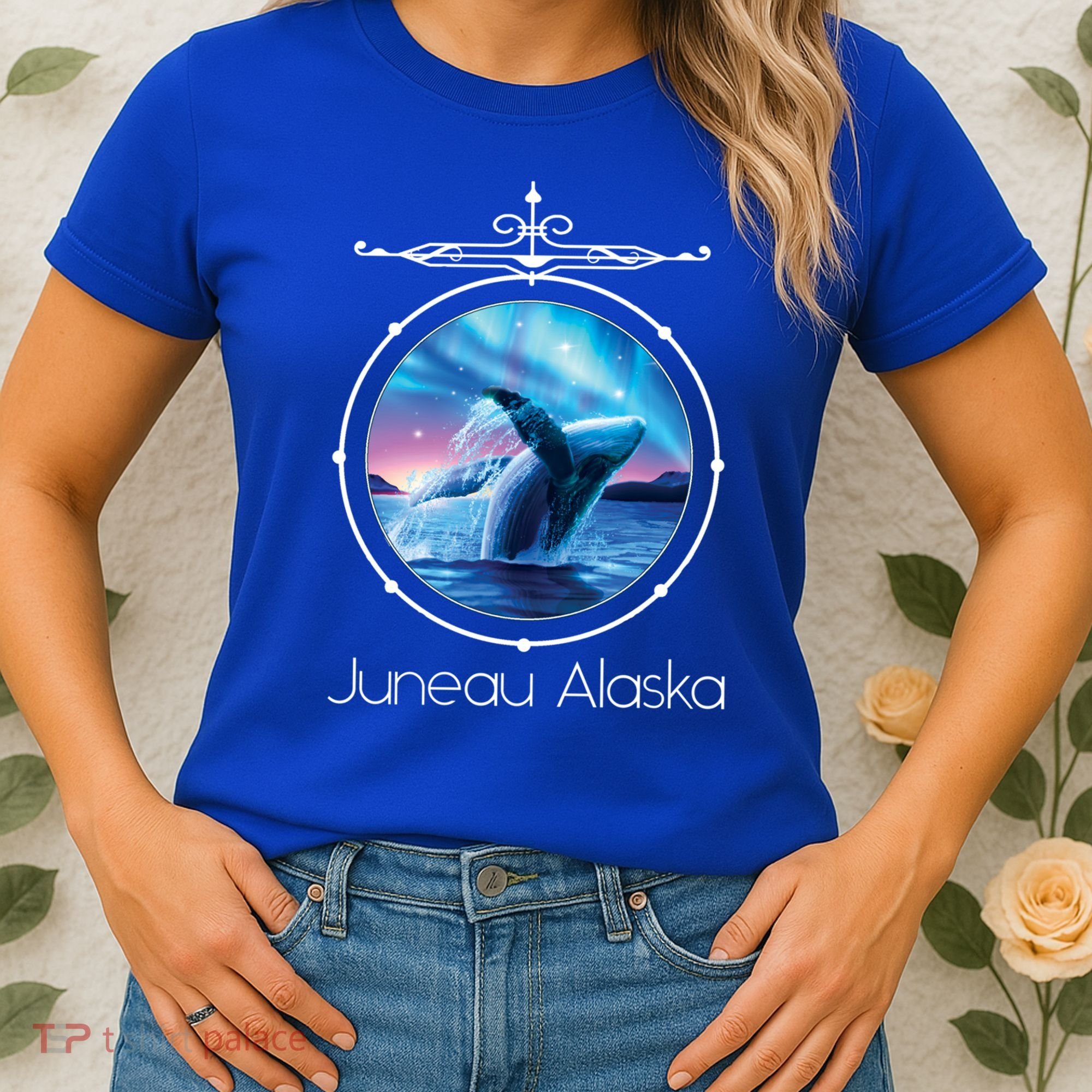 Juneau Alaska Whale Watching Aurora Borealis Souvenir Gift Women's T-Shirt