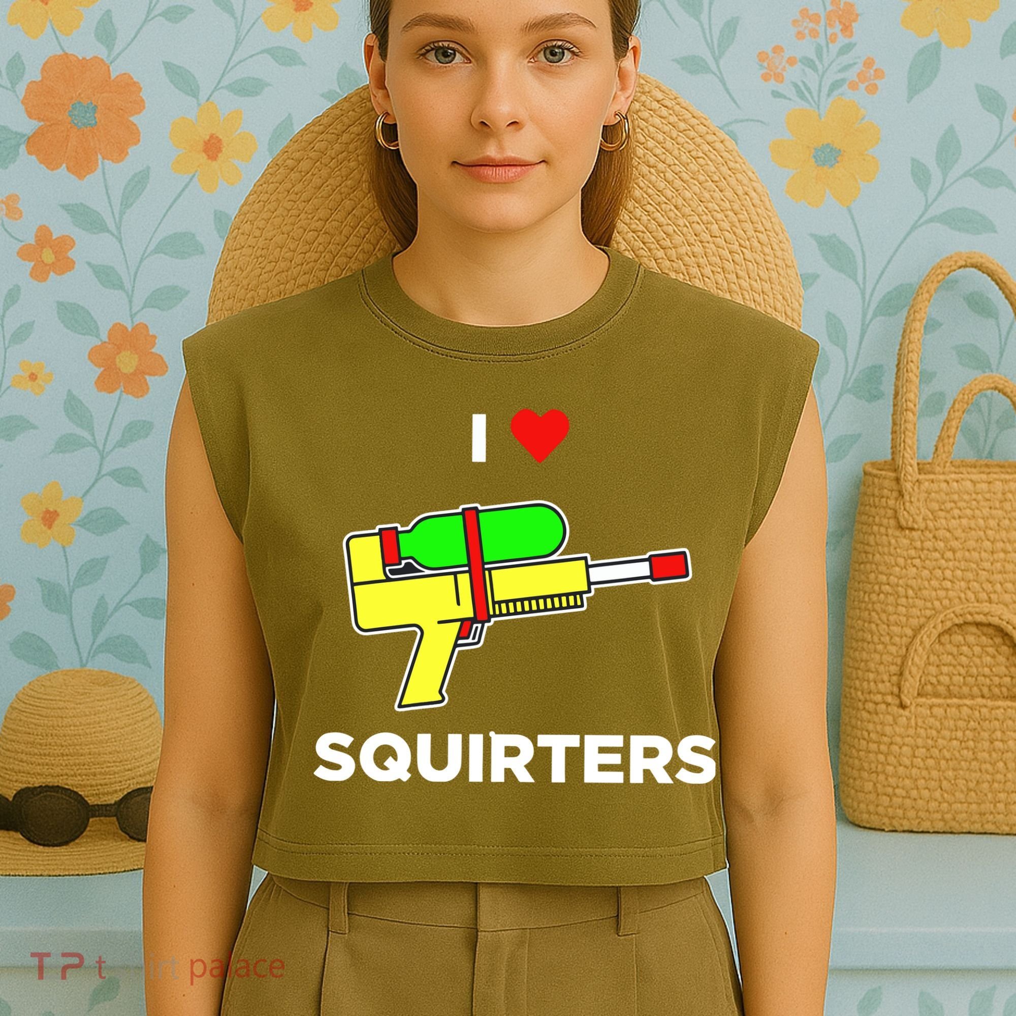 I Love Squirters Garment-Dyed Women's Muscle Tee