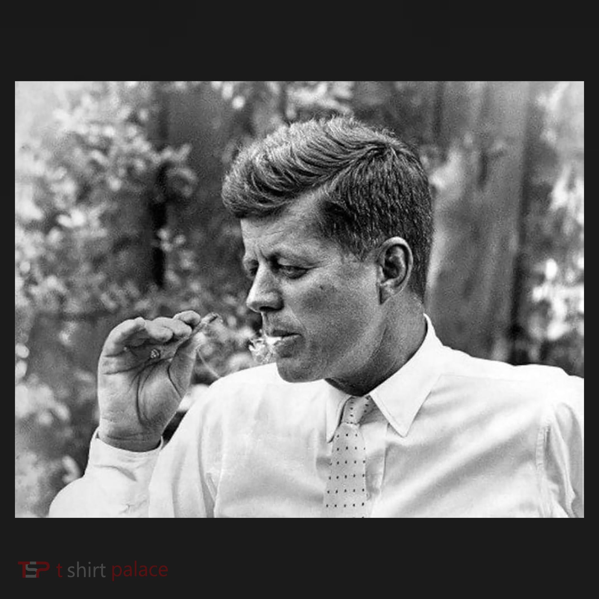 John F Kennedy Smoking T-Shirt