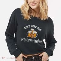 Just Here For Schitzengiggles Oktoberfest Drinking Team Cropped Pullover Crew thumb 2