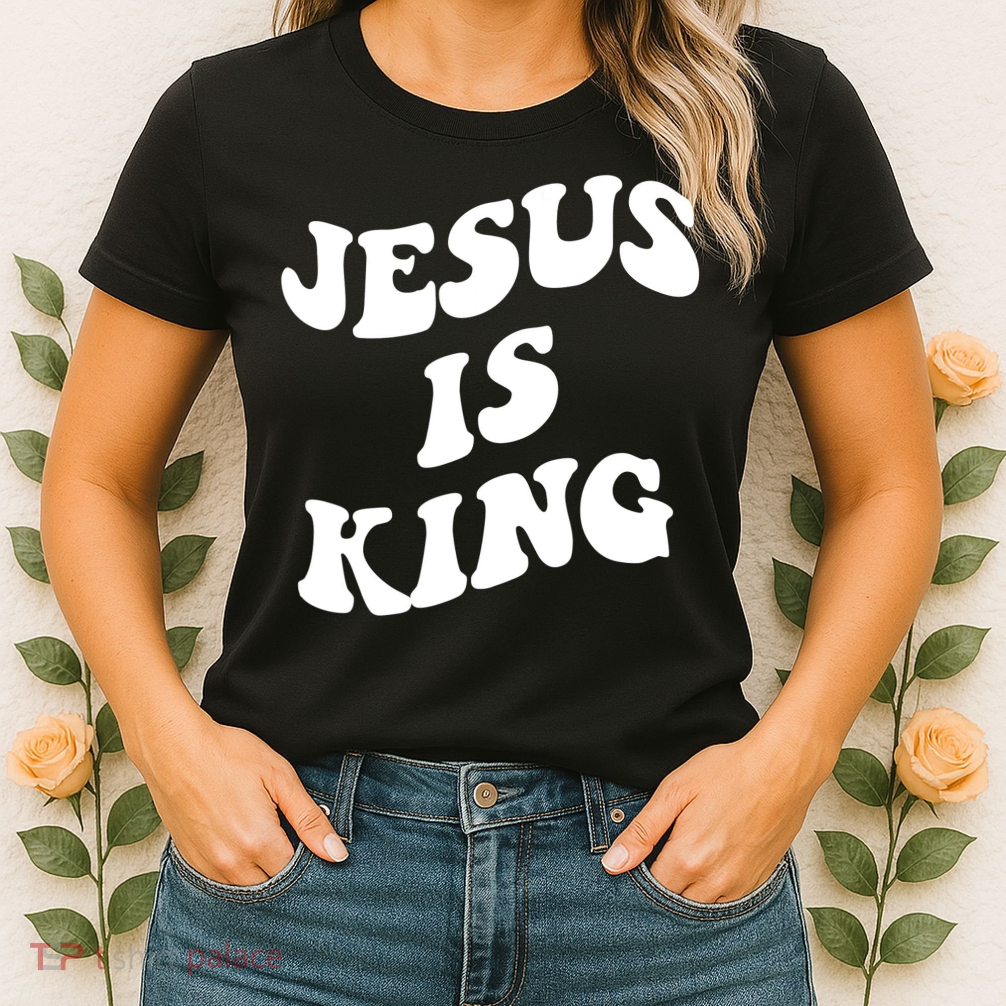 Jesus Is King Aesthetic Trendy Women's T-Shirt