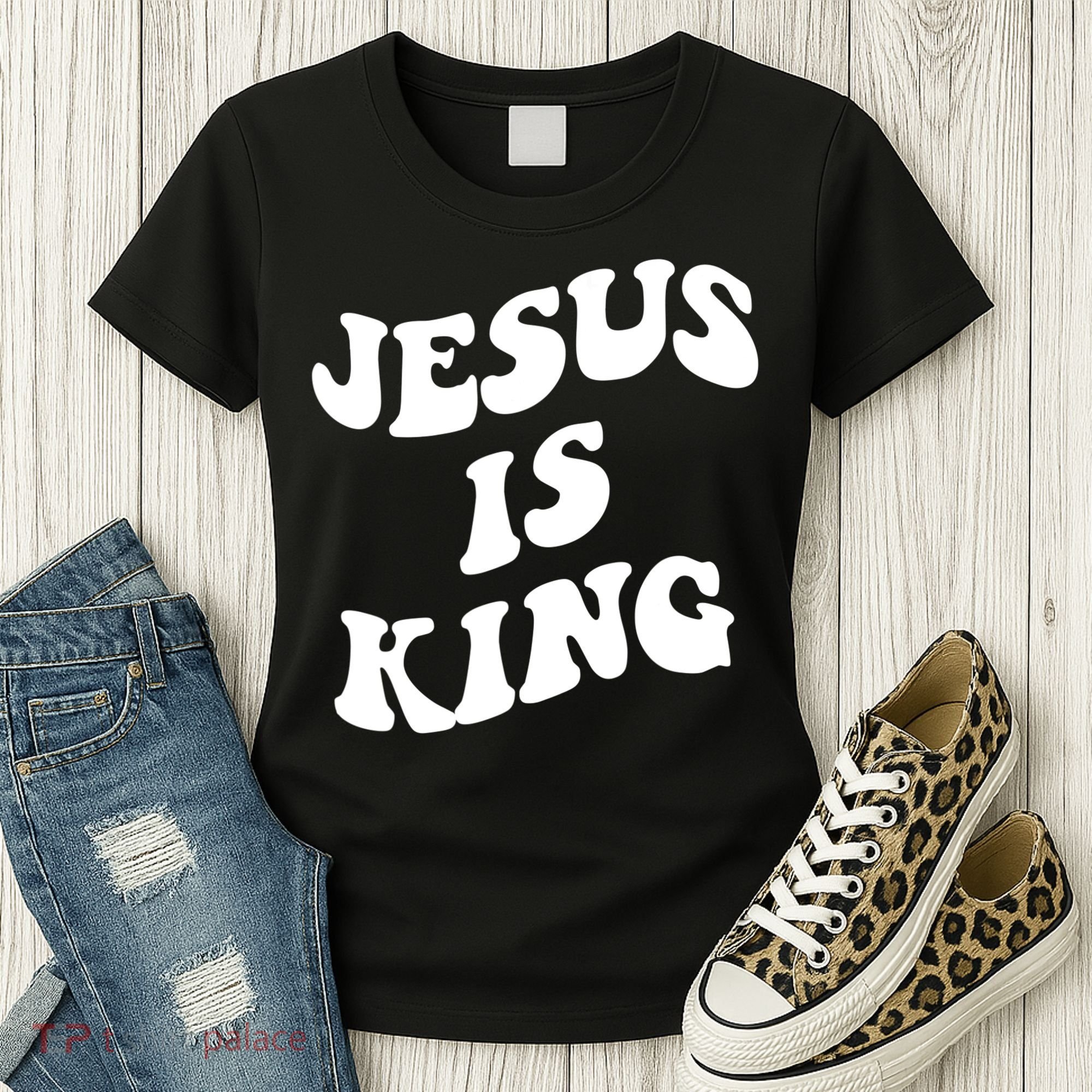 Jesus Is King Aesthetic Trendy Women's T-Shirt