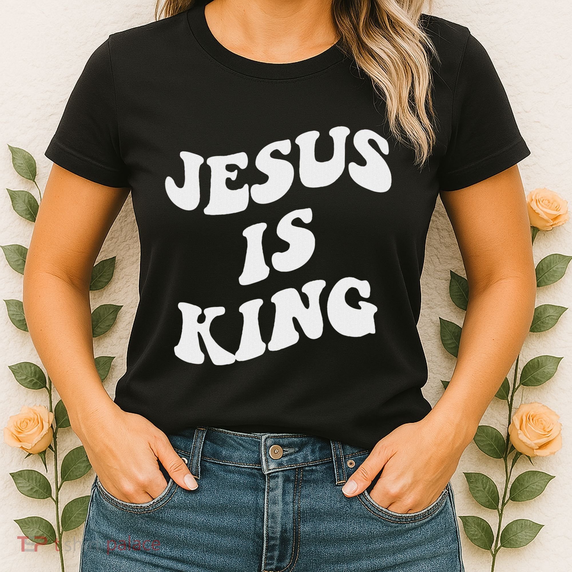 Jesus Is King Aesthetic Trendy Women's T-Shirt