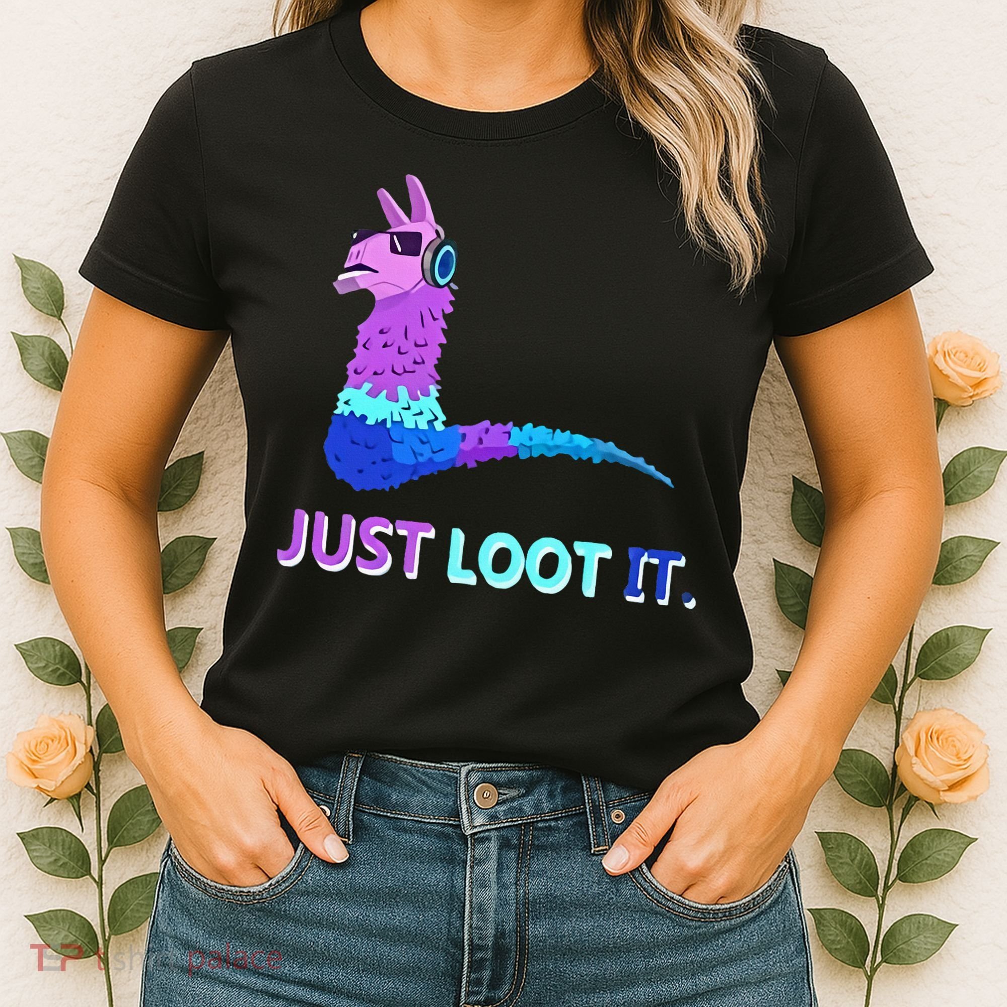 Just Loot It Llama Gamers Women's T-Shirt