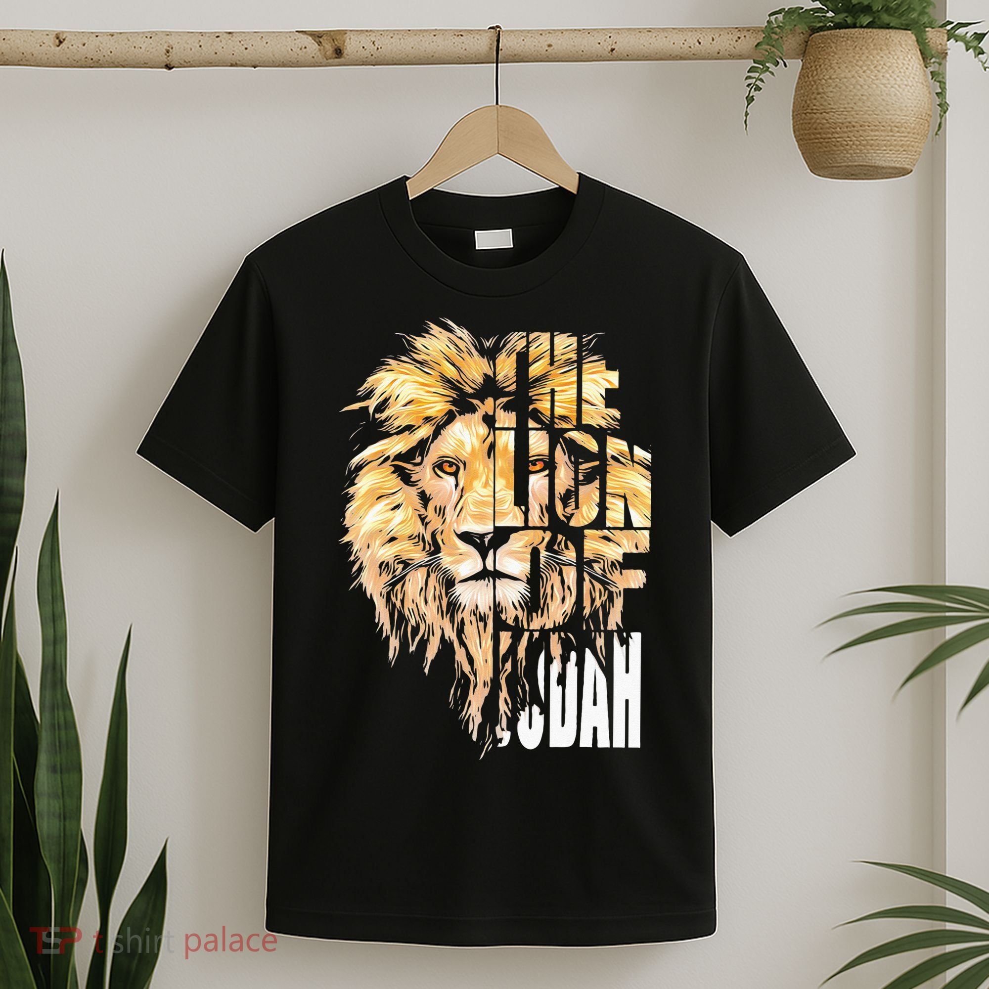 Jesus Lion Of Judah Christian Gift For Men Women T-Shirt