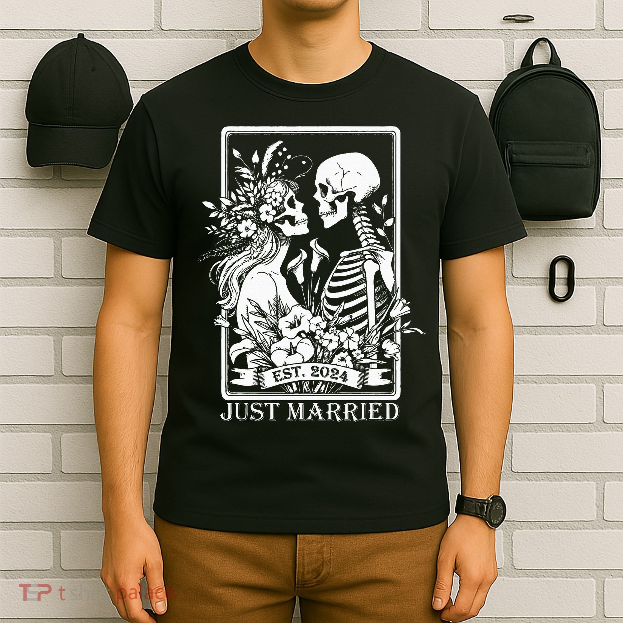 Just Married Est 2024 Halloween Skeleton Couples T-Shirt