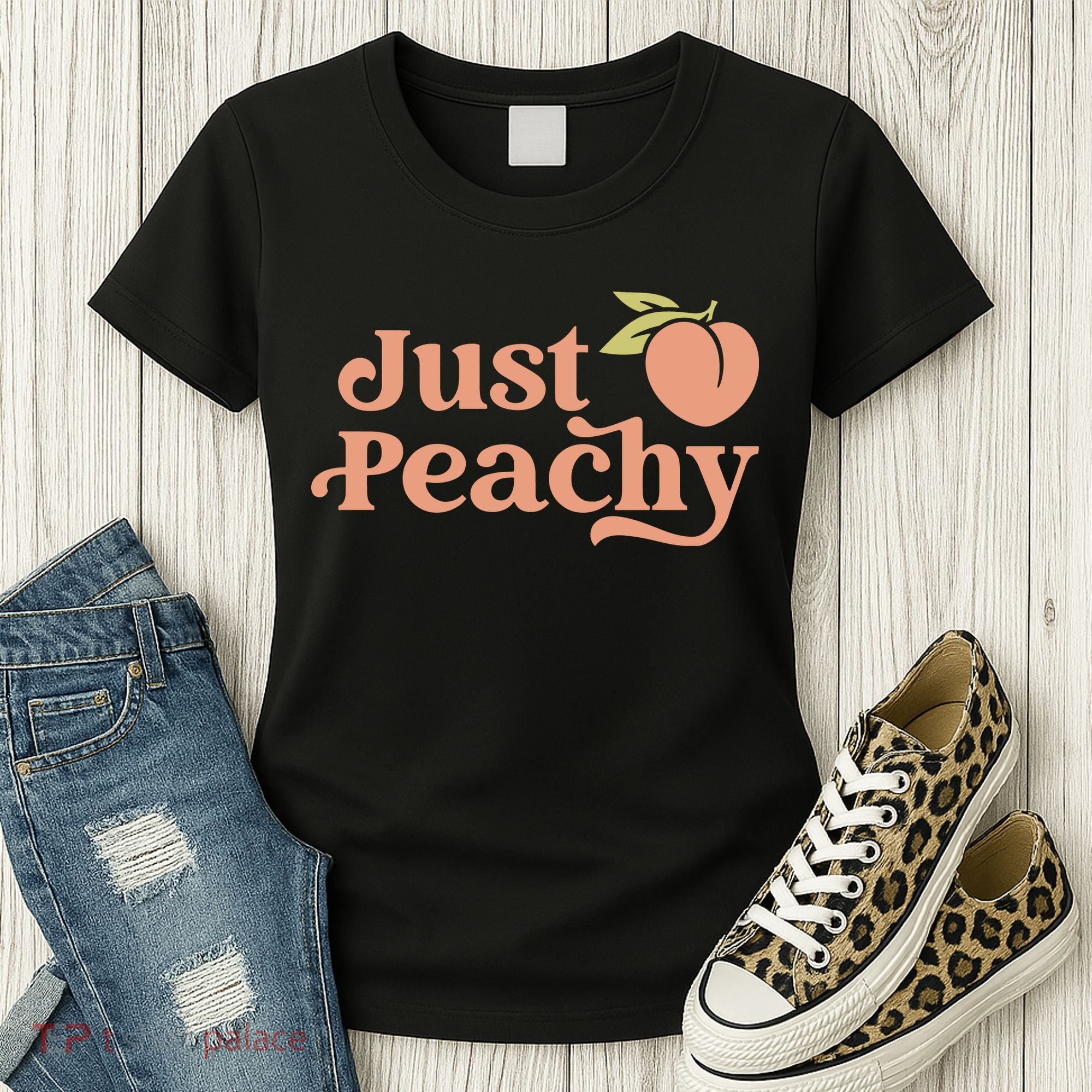 Just Peachy Retro 70s Georgia Peaches Summer Fruit Women's T-Shirt