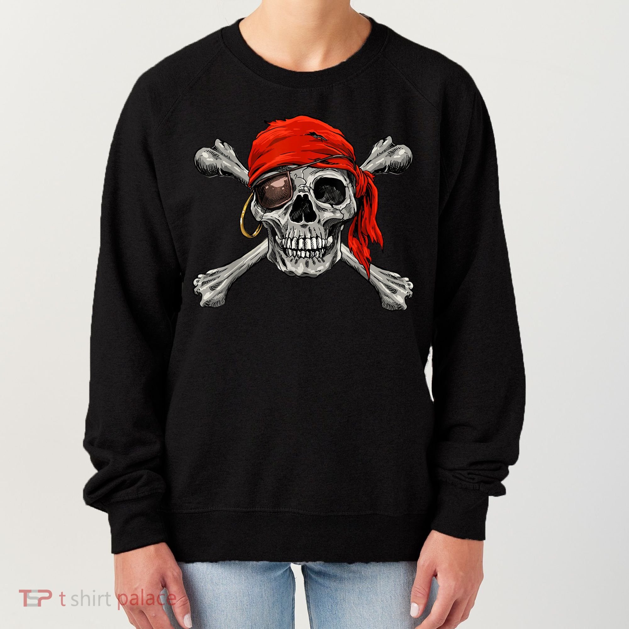 Jolly Roger Pirate Skull & Crossbones Halloween Women's Sweatshirt