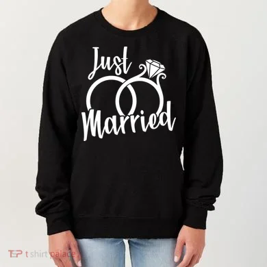 Just Married Ring Logo Women's Sweatshirt