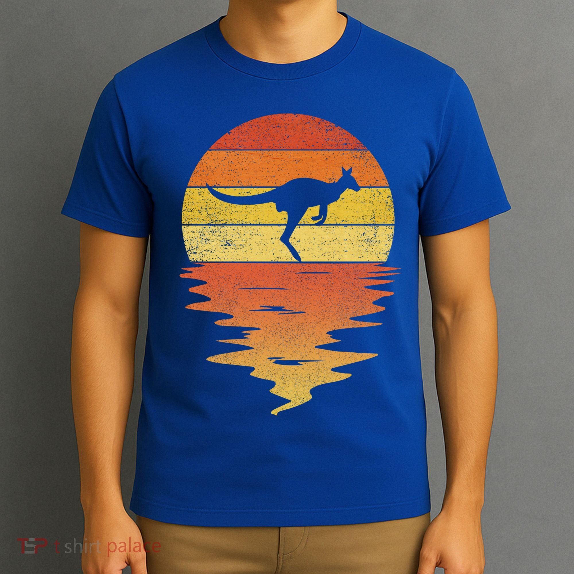 Kangaroo Animals Cool Gift Retro Sunset 70s Vintage Kangaroo Meaningful Gift T-Shirt