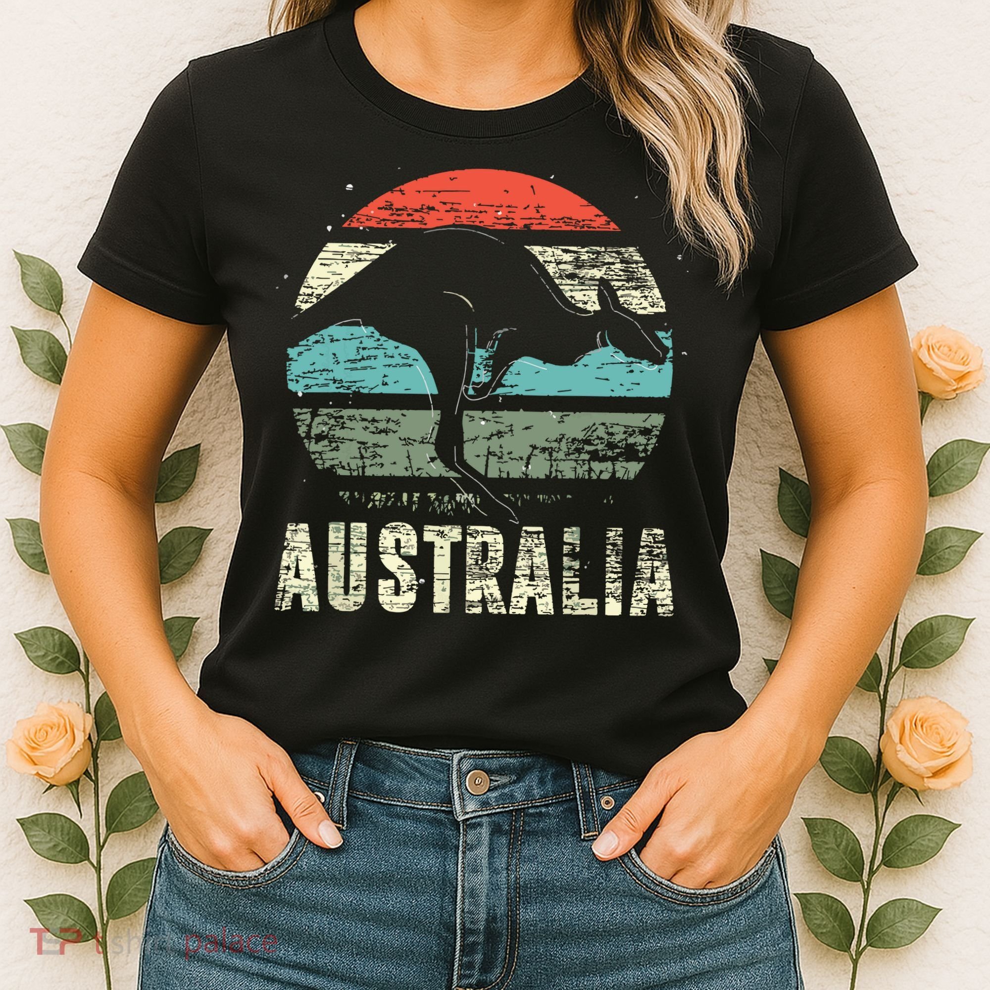 Kangaroo Aussie Zoo Animal Lover Retro Australia Women's T-Shirt