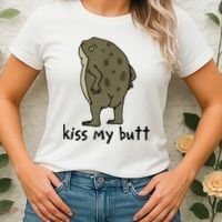 Kiss_My Butt Green Frog Women's T-Shirt thumb 2