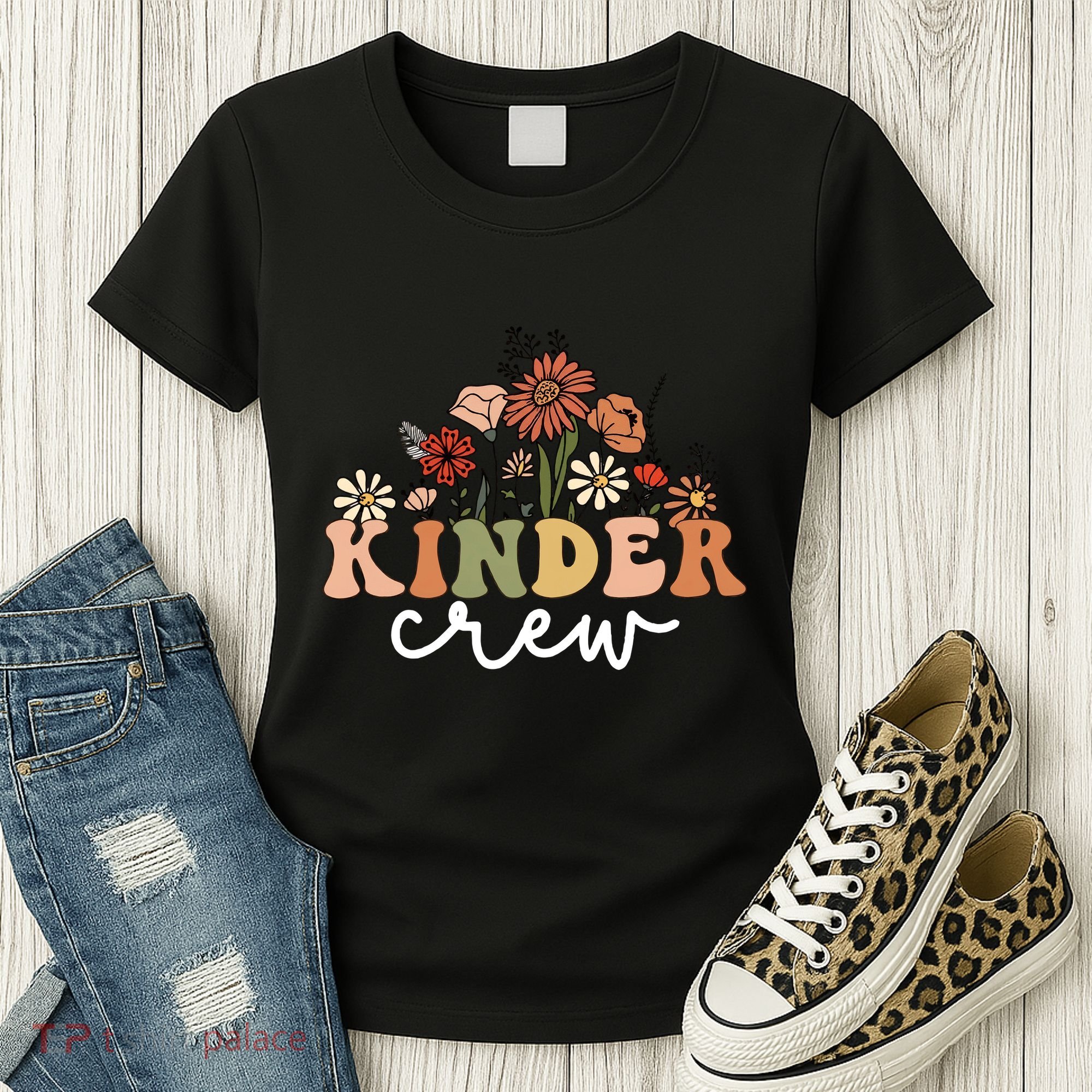 Kinder Crew Back To School Kindergarten Teacher Kinder Garten Women's T-Shirt