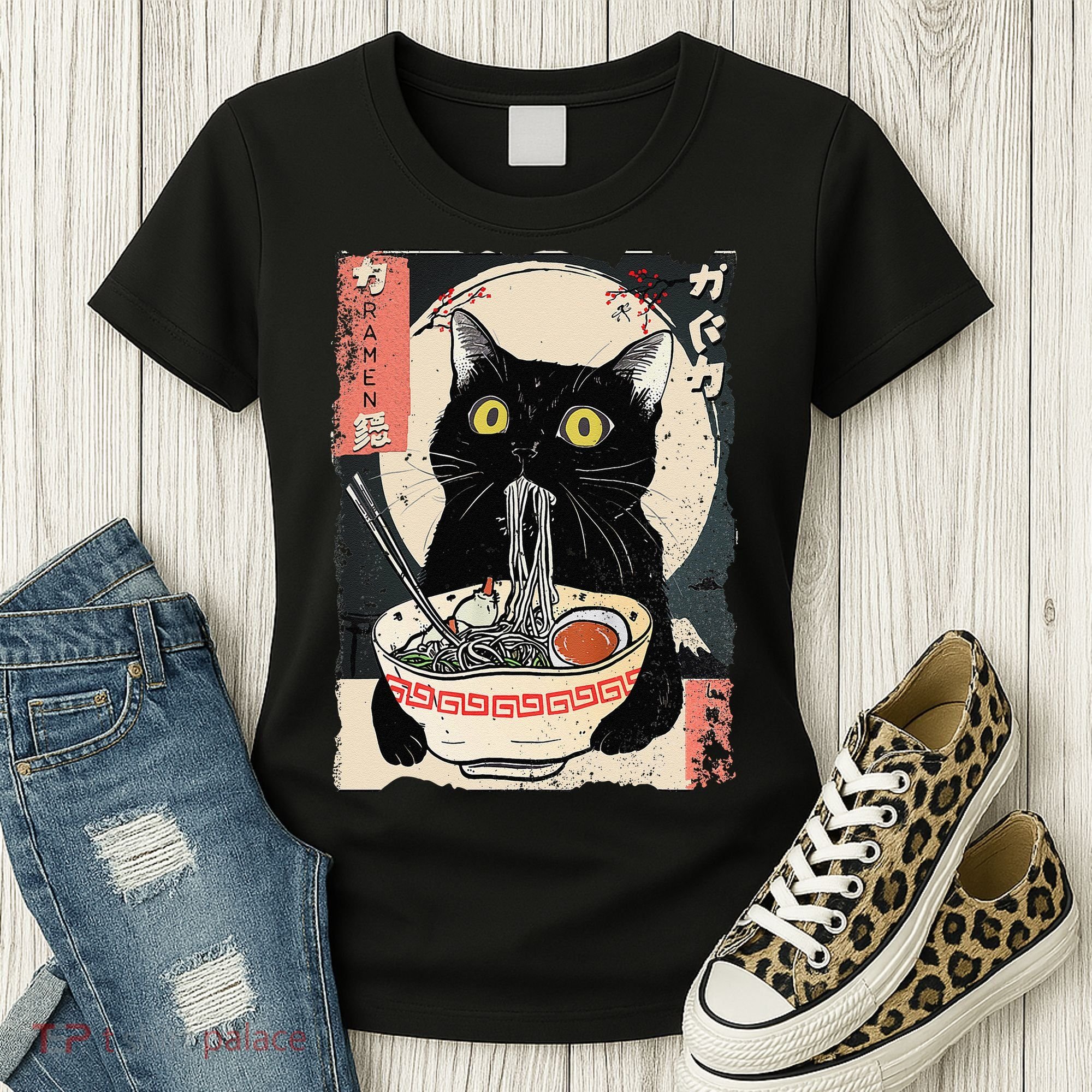Kawaii Cat Eating Ramen Noodles Funny Anime Gift Women's T-Shirt