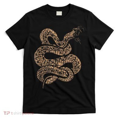 King Cobra Hissing Distressed Snake Lover Gift T-Shirt